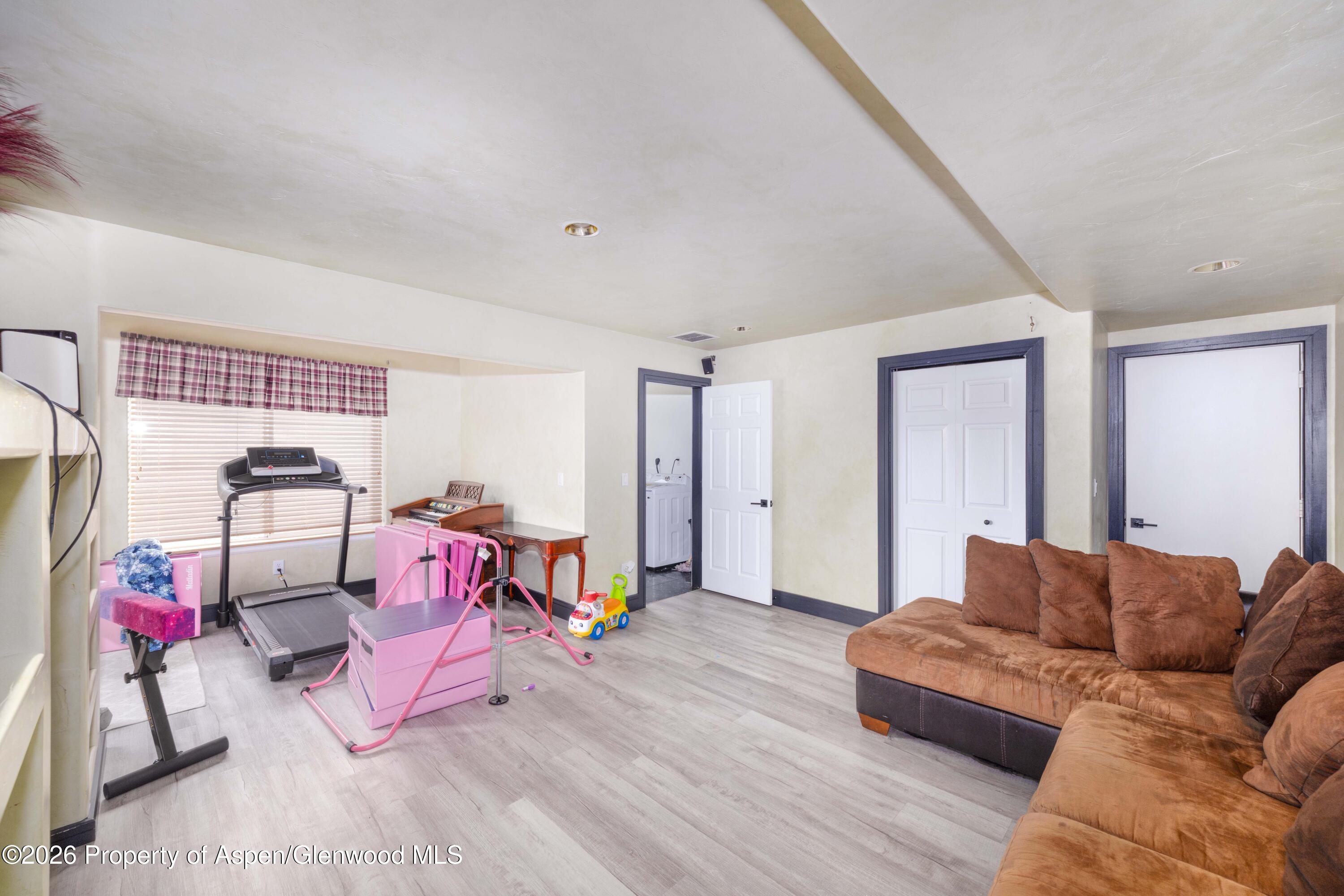 902 Hickory Drive Rifle CO 81650