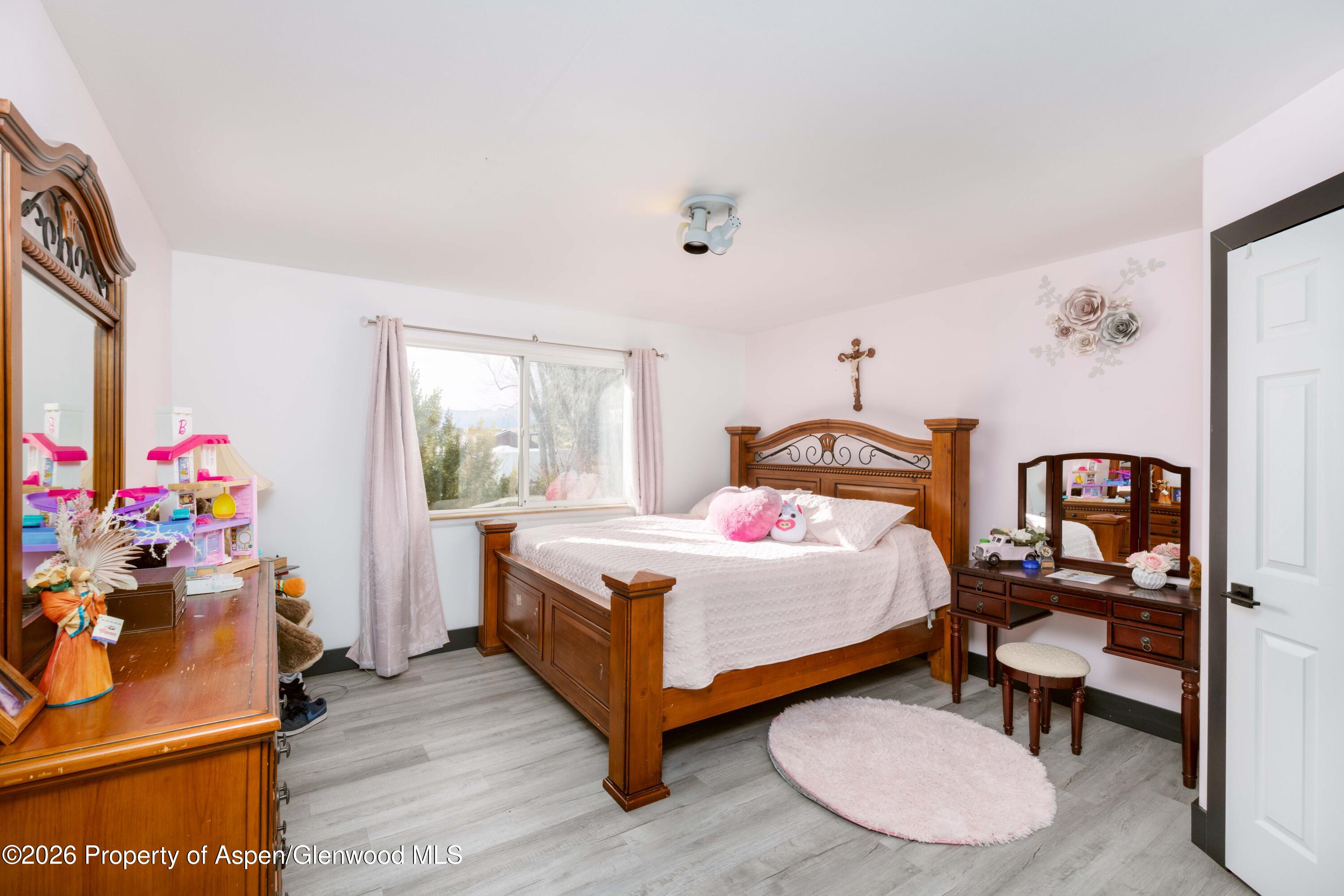 902 Hickory Drive Rifle CO 81650