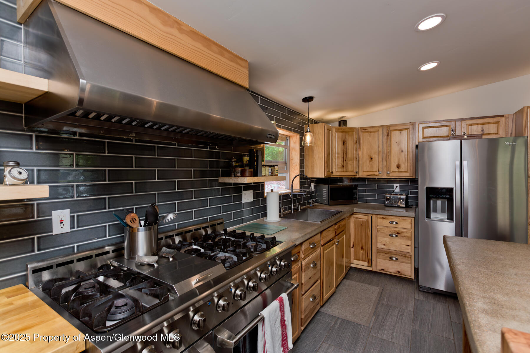 716 1/2 Minter Avenue Glenwood Springs CO 81601