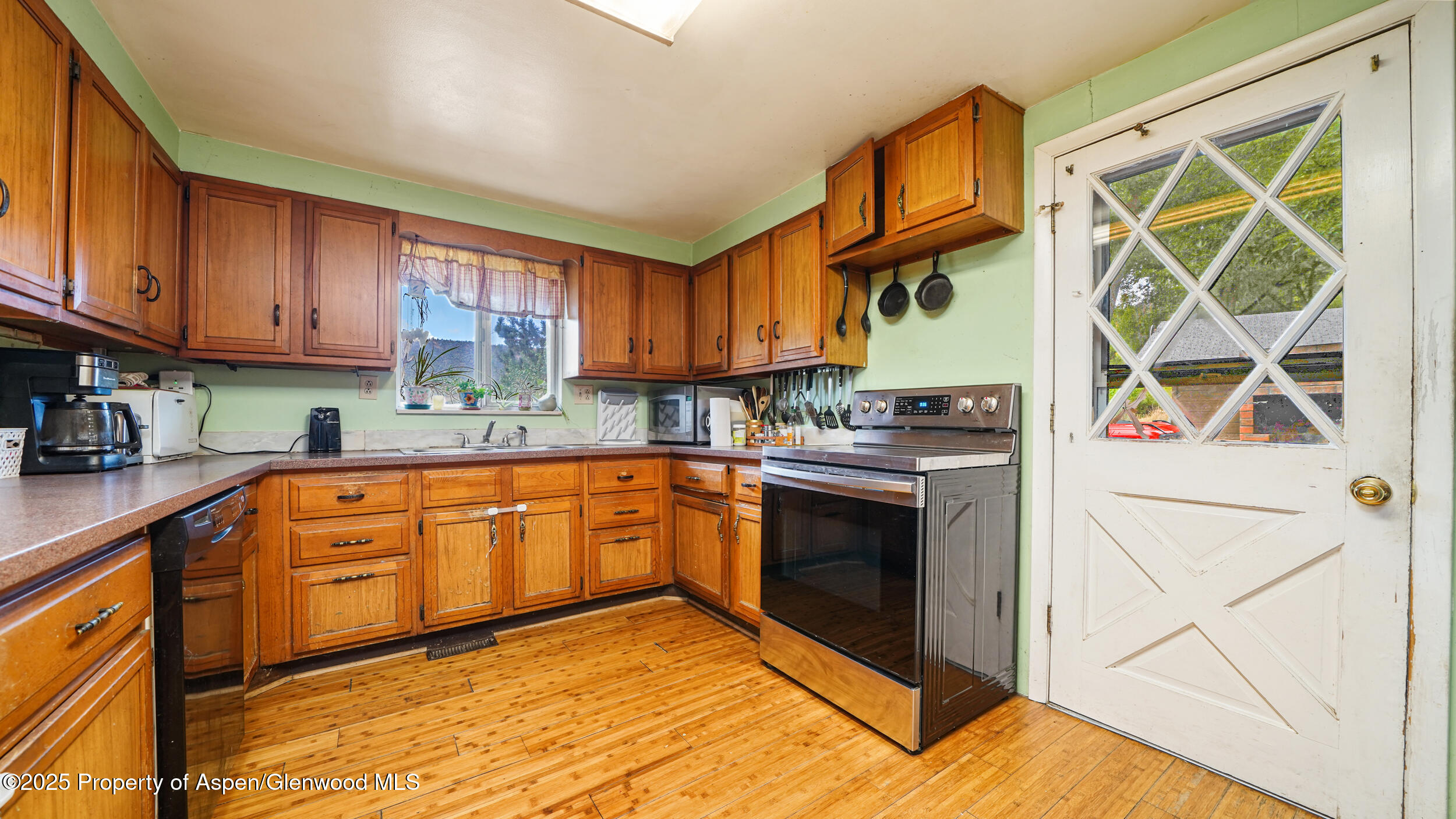 6303 Peach Valley Road New Castle CO 81647