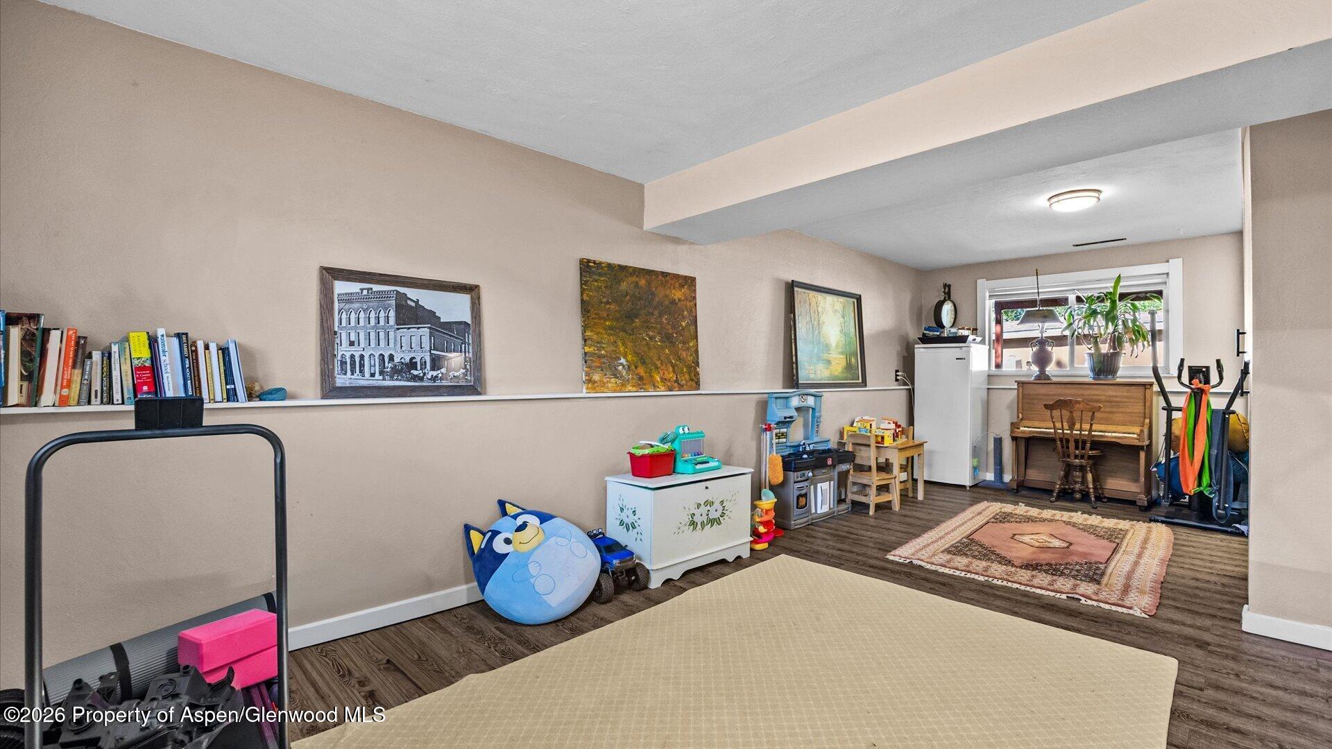 805 Munro Avenue Rifle CO 81650