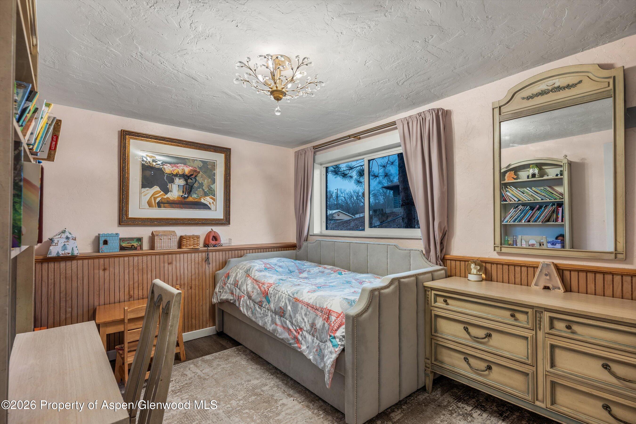 805 Munro Avenue Rifle CO 81650