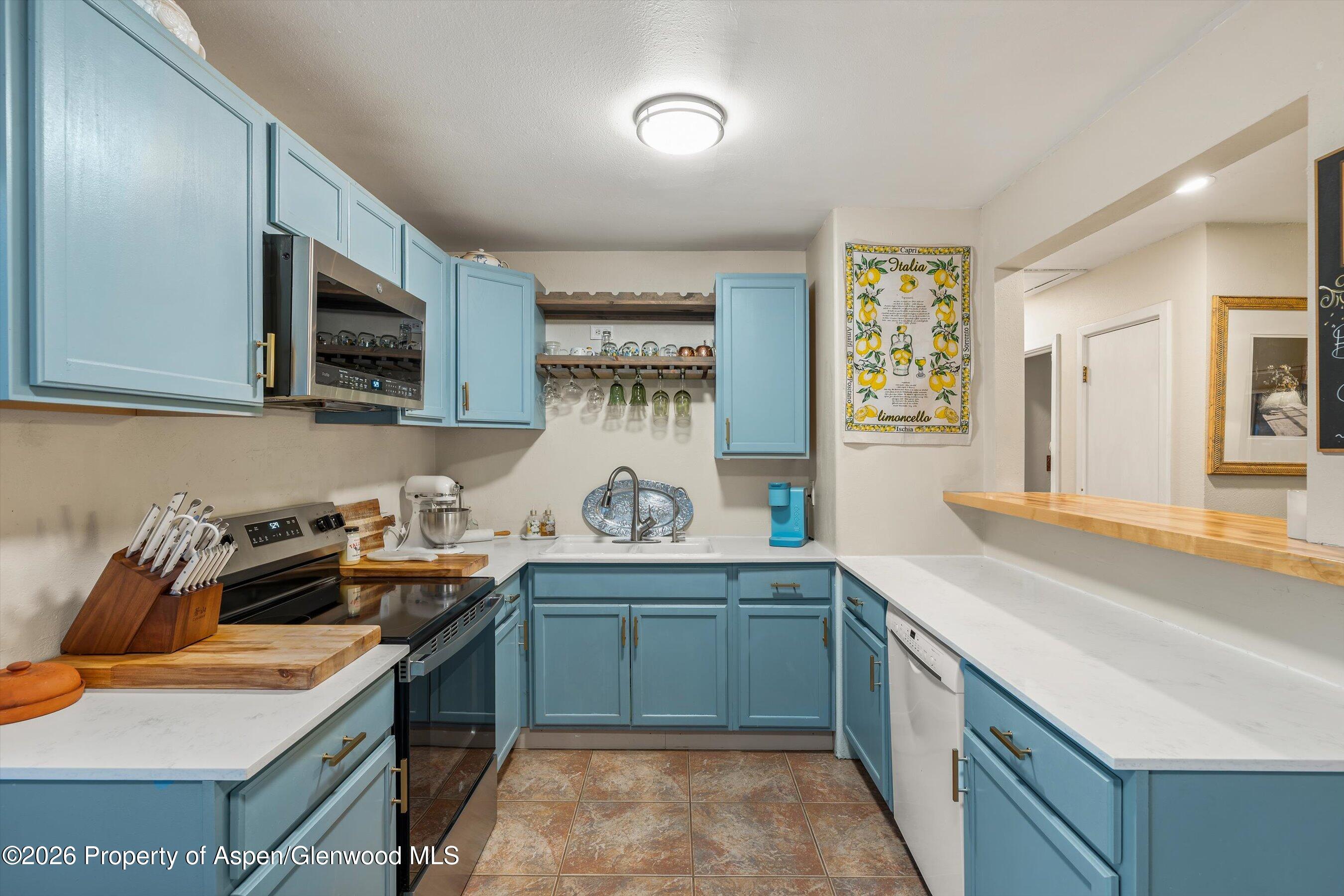 805 Munro Avenue Rifle CO 81650