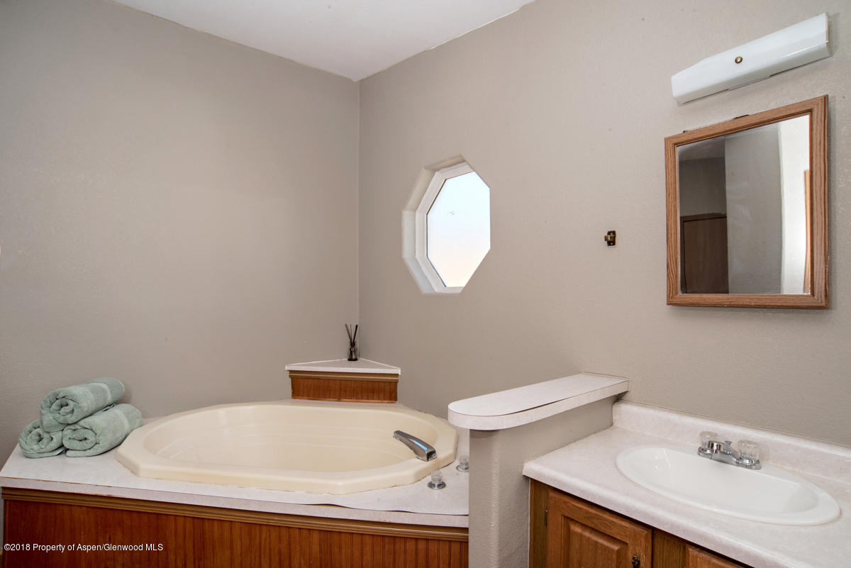85 Seneca Drive Silt CO 81652