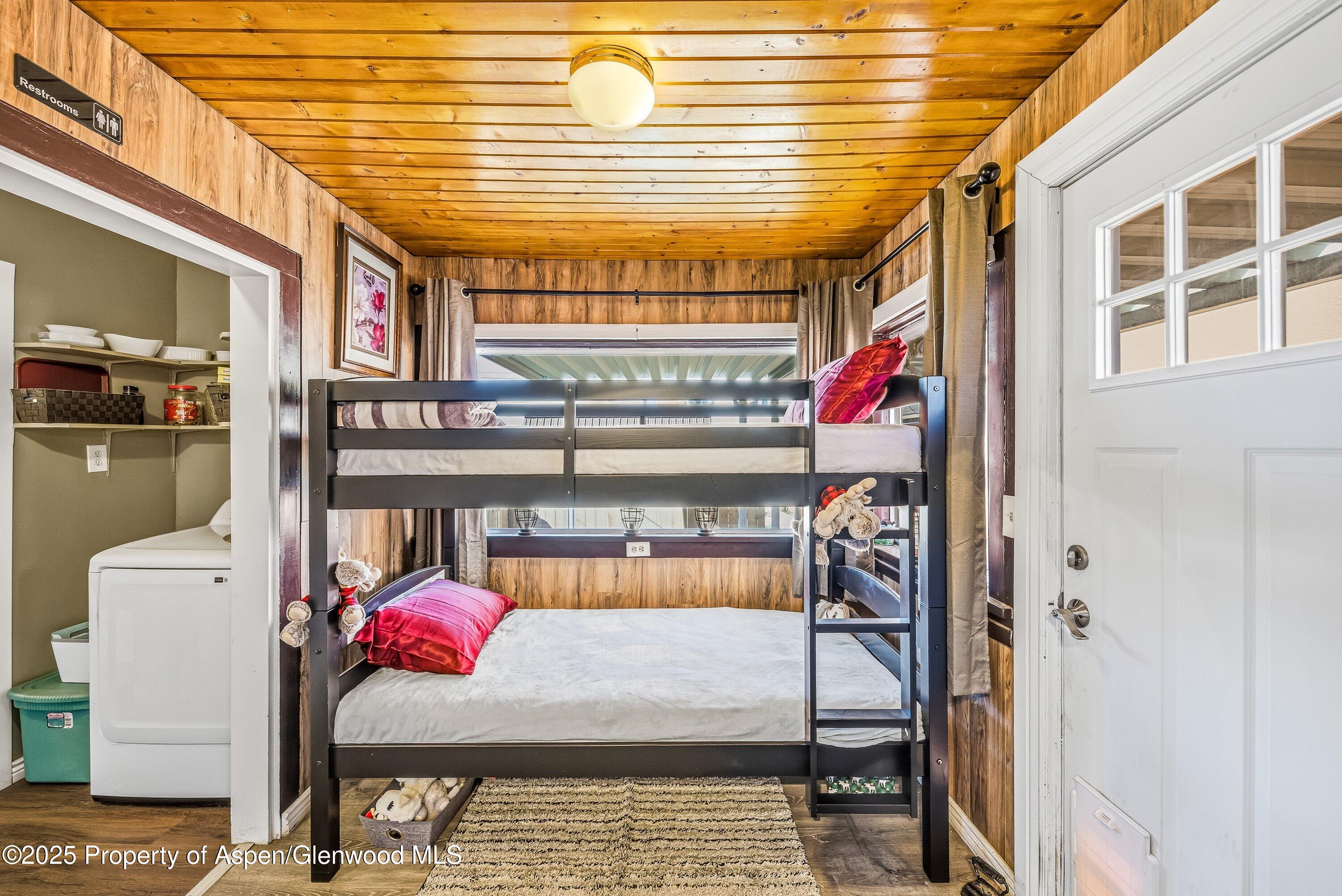 1037 N 1st Street Montrose CO 81401