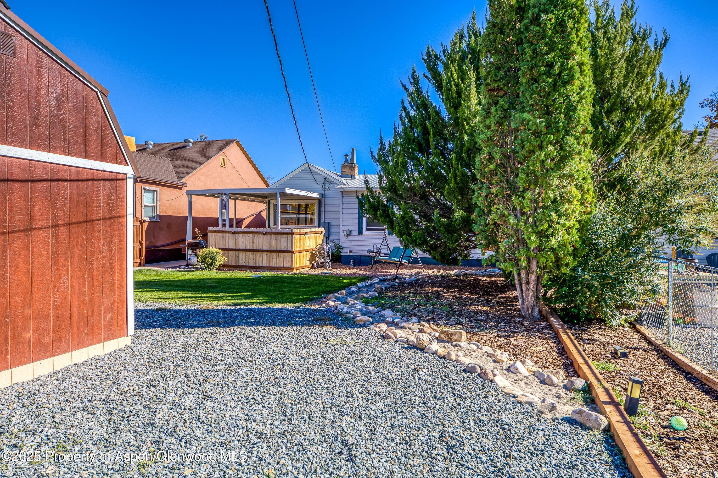 1037 N 1st Street Montrose CO 81401