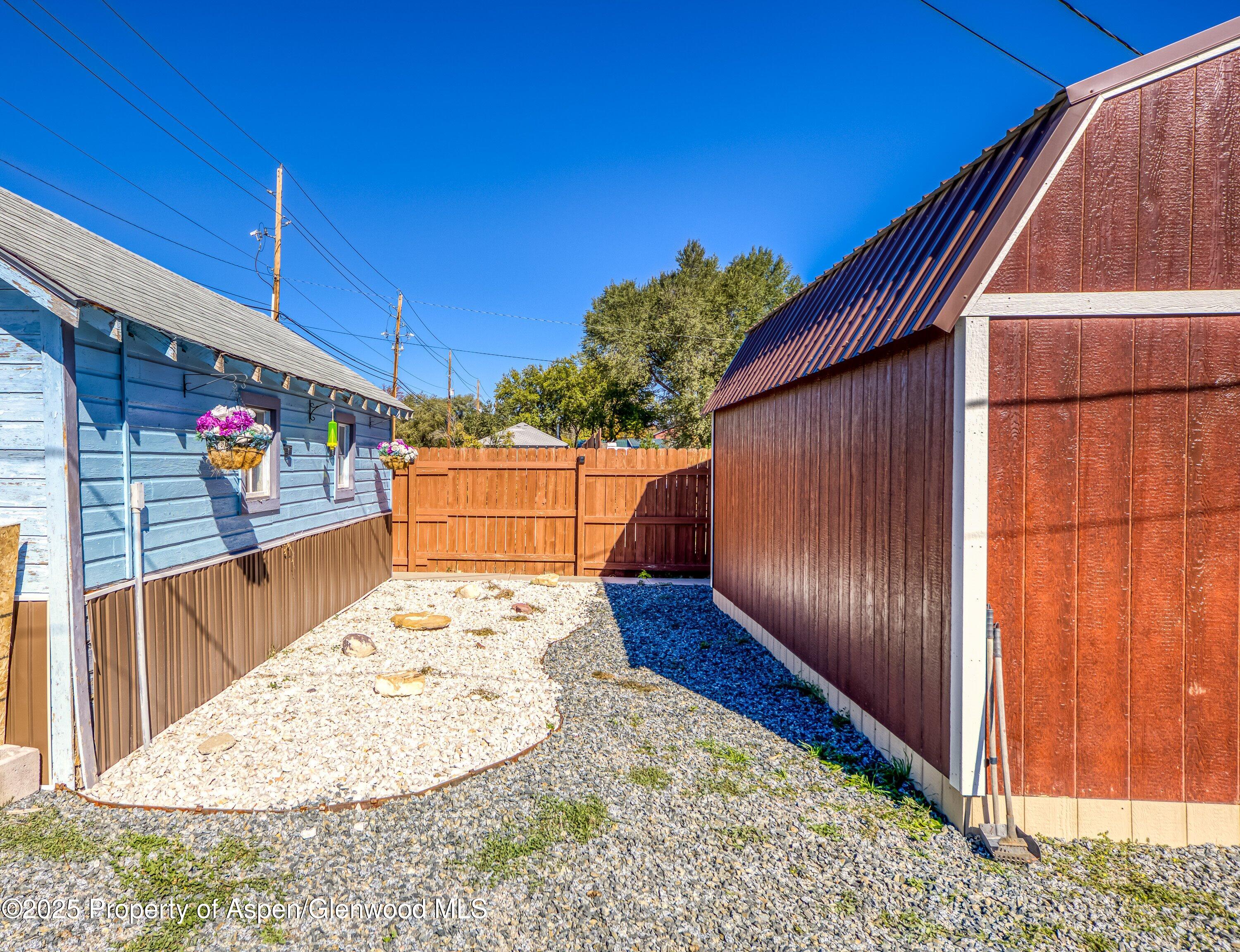 1037 N 1st Street Montrose CO 81401