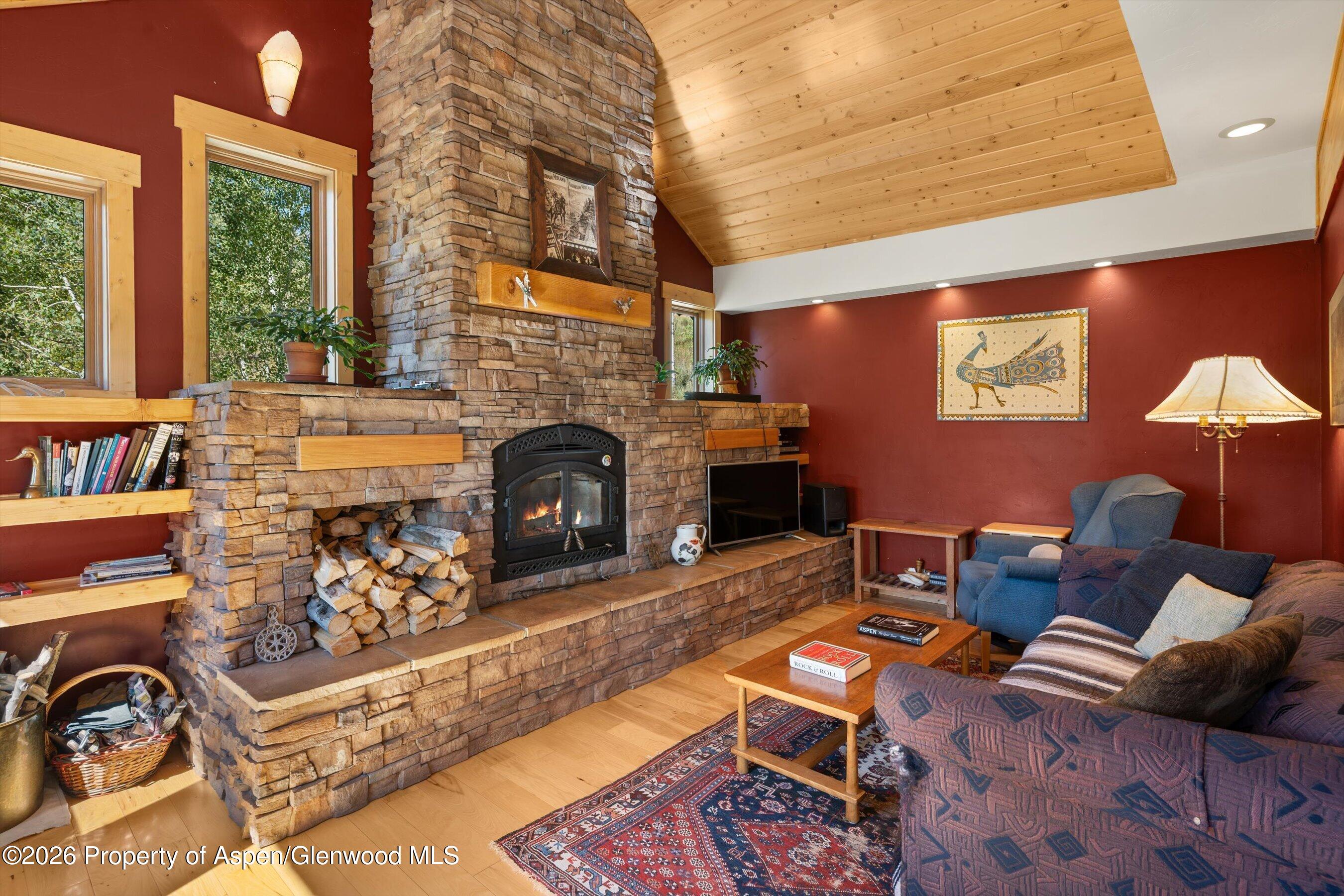 372 Hawk Lane Basalt CO 81621