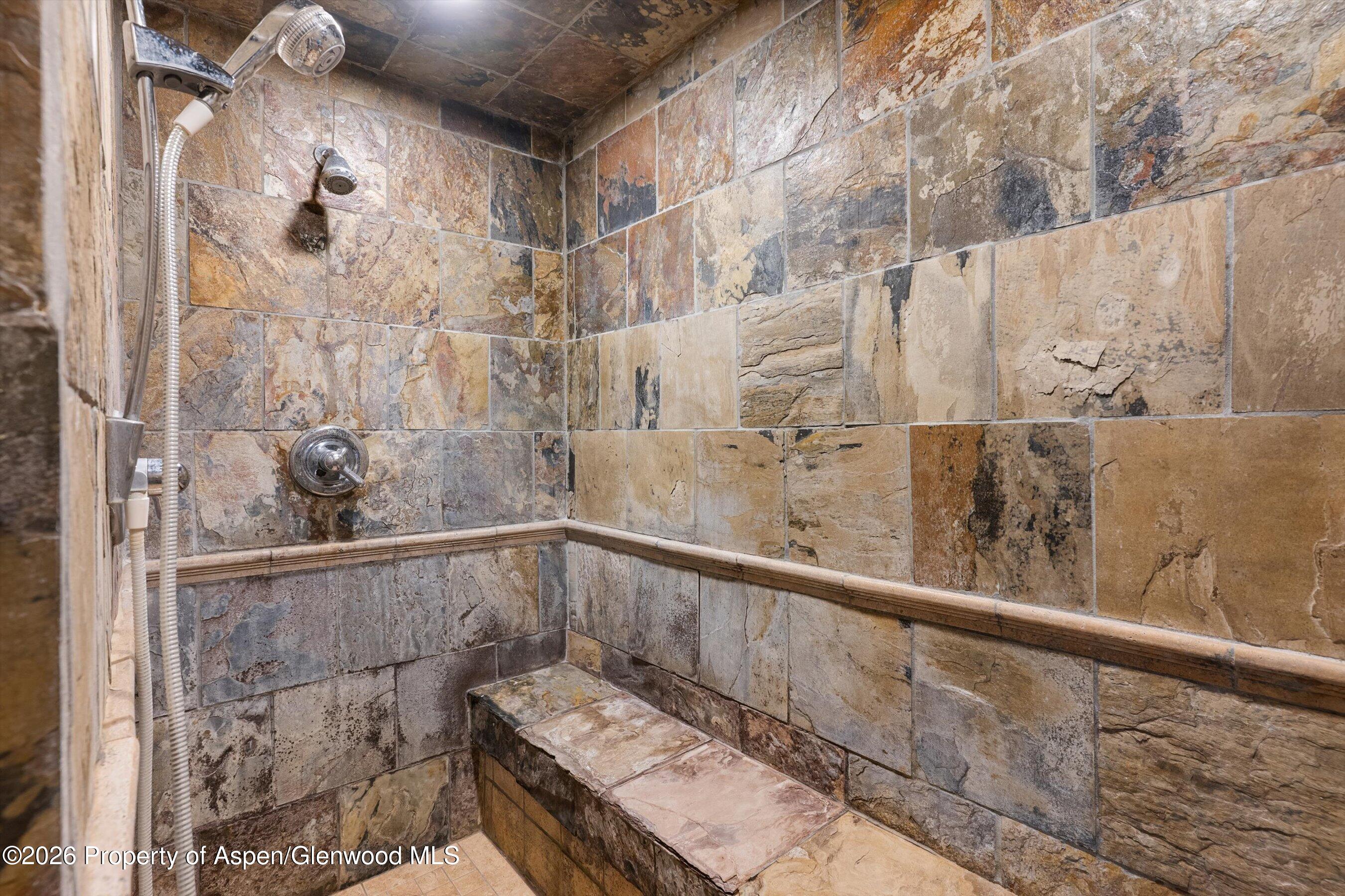 372 Hawk Lane Basalt CO 81621