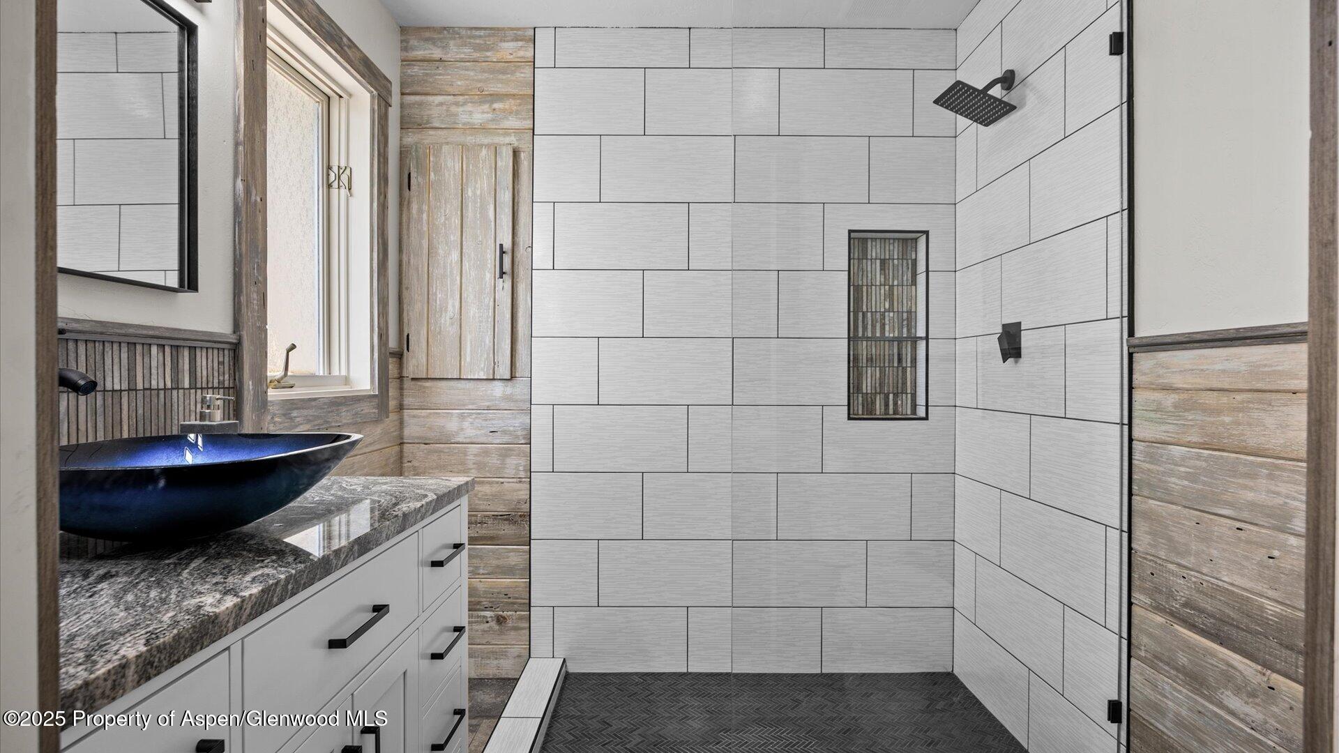 1433 Jays Avenue Rifle CO 81650