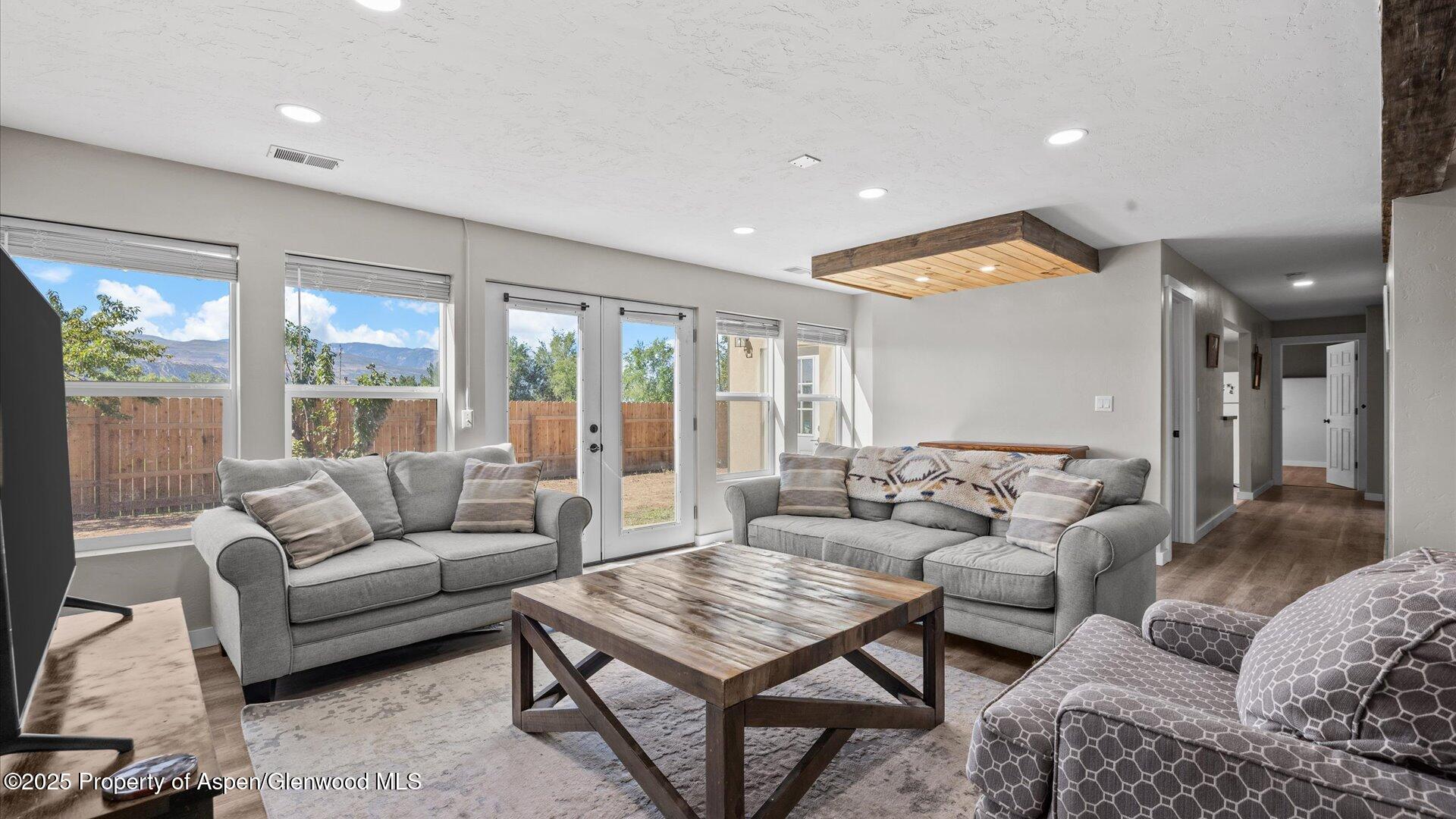 1433 Jays Avenue Rifle CO 81650