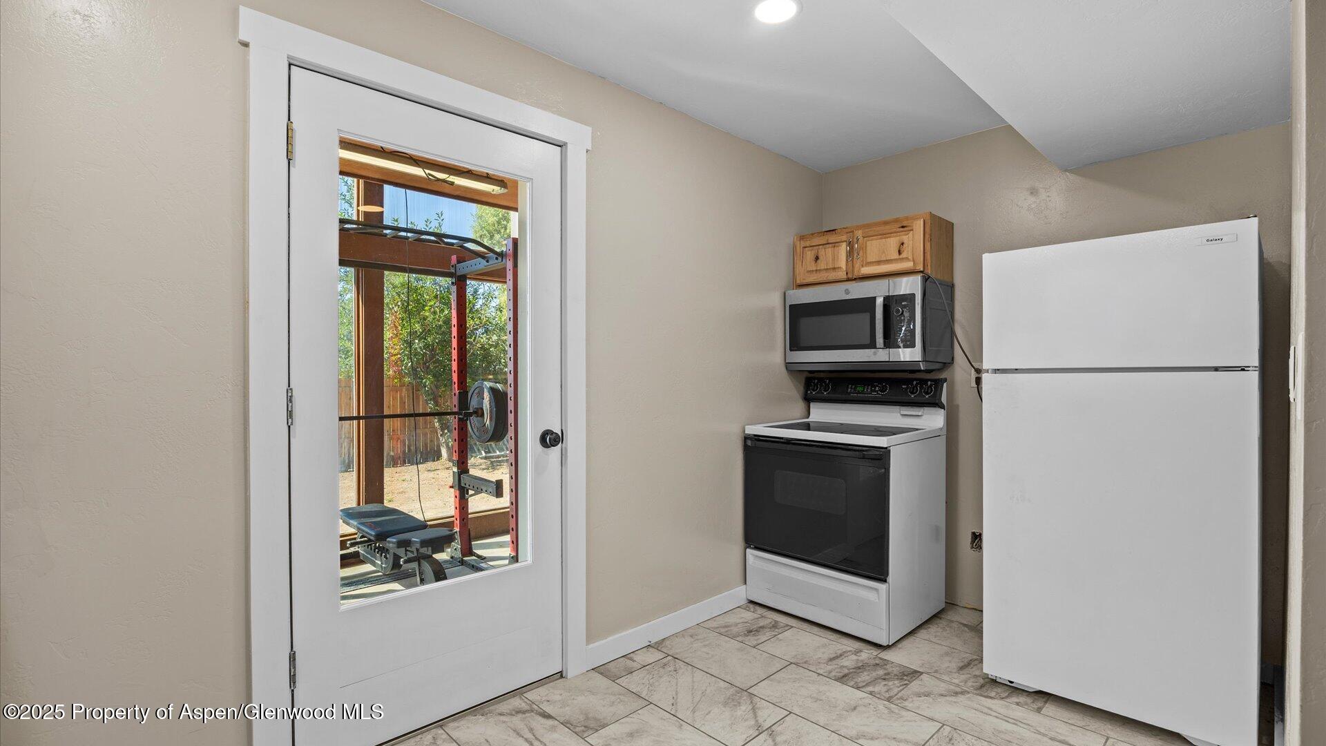 1433 Jays Avenue Rifle CO 81650