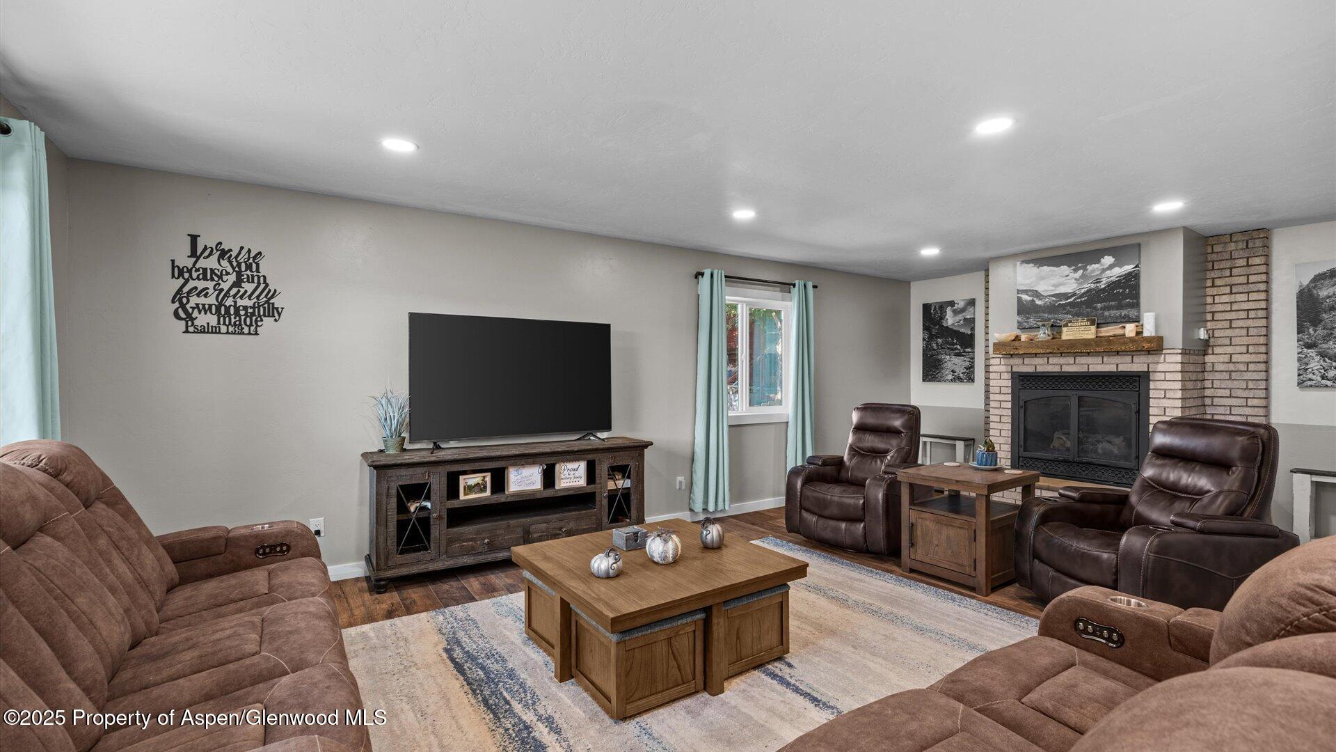 1433 Jays Avenue Rifle CO 81650