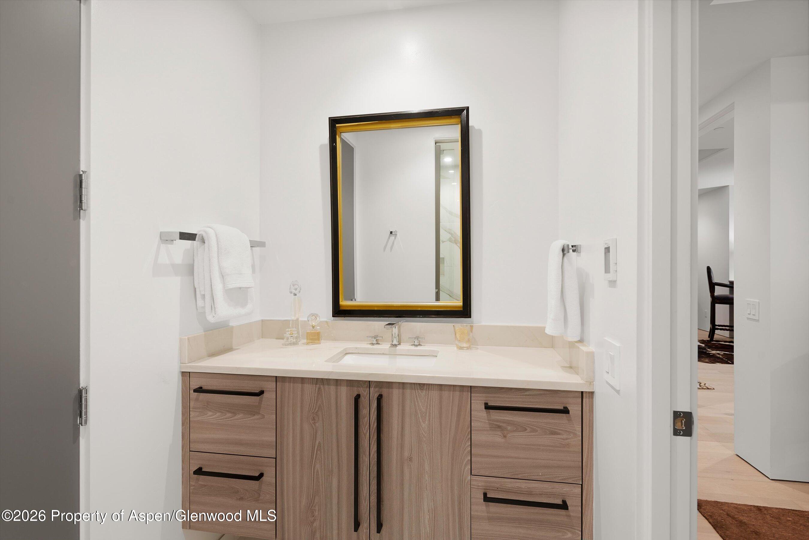 813 W Smuggler Street Aspen CO 81611