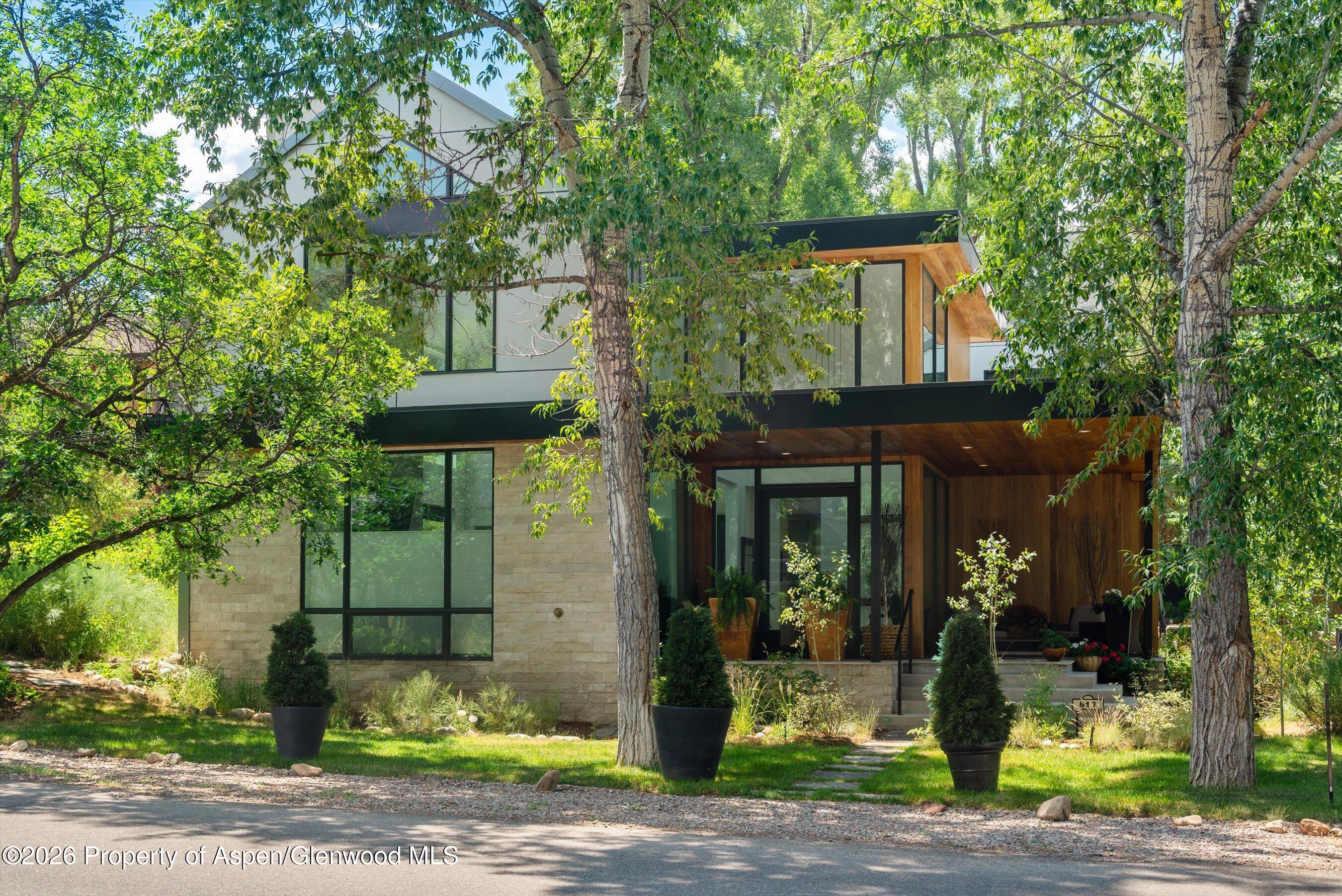 813 W Smuggler Street Aspen CO 81611