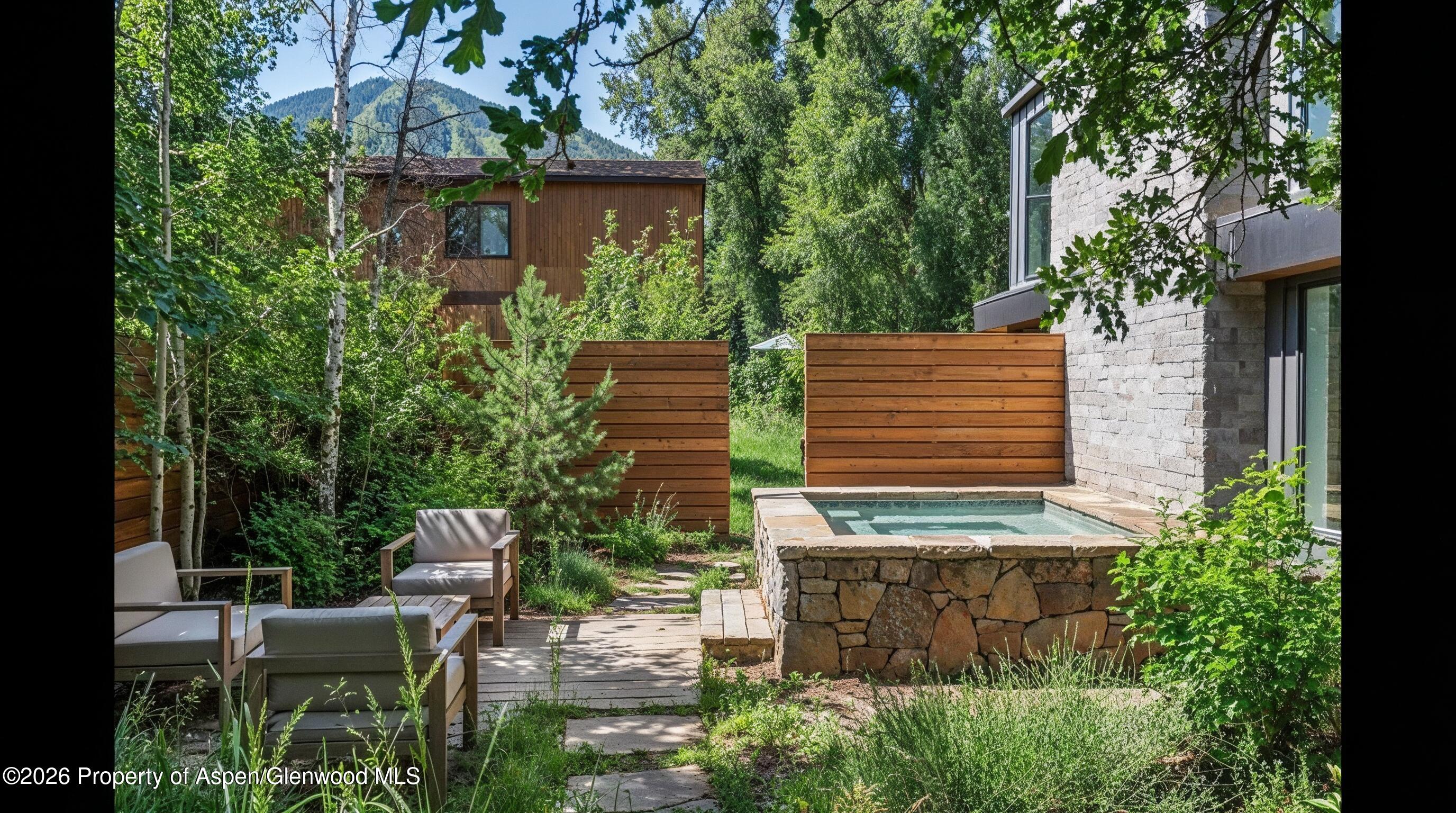 813 W Smuggler Street Aspen CO 81611
