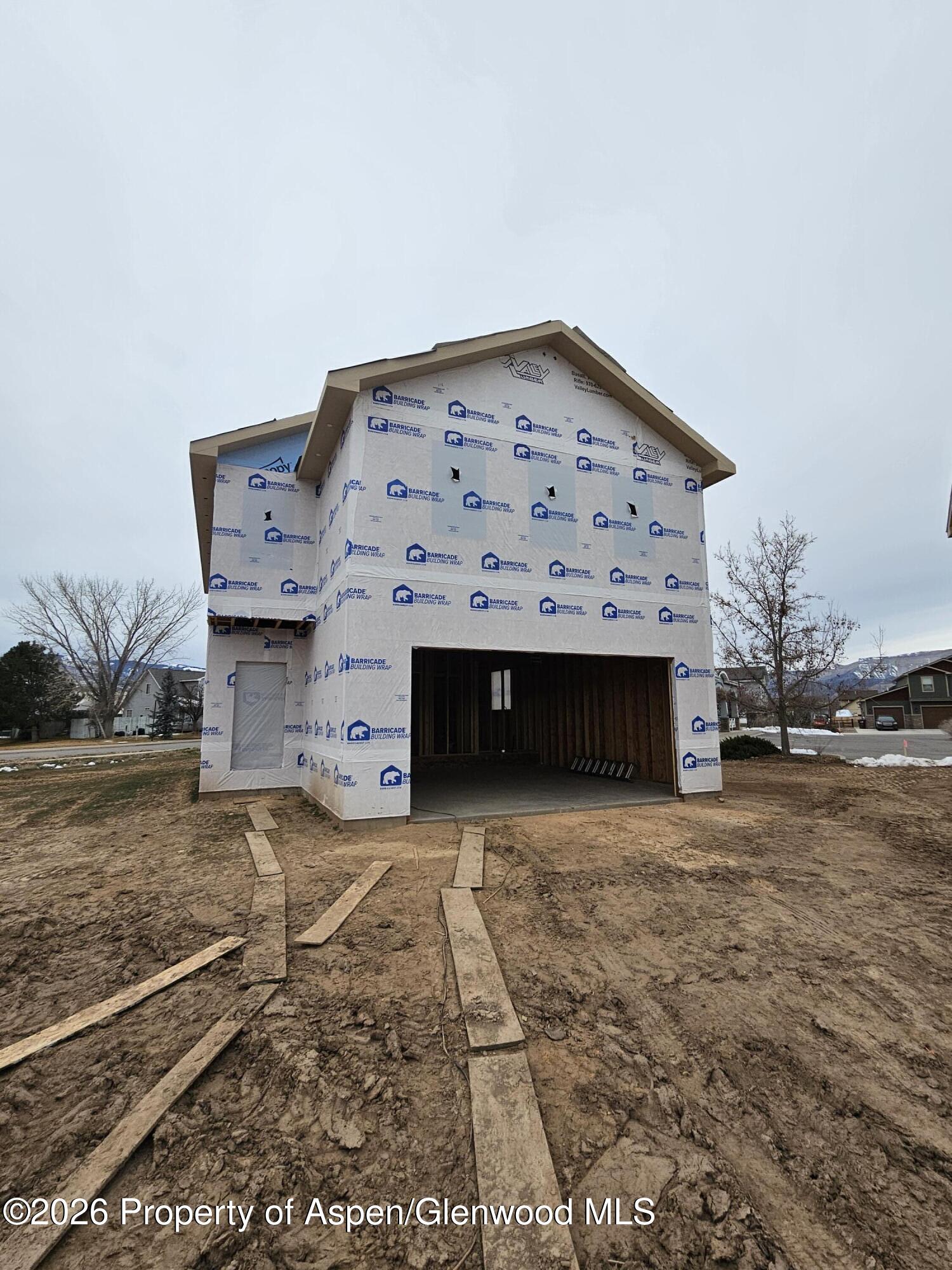 1631 Walnut Loop Rifle CO 81650