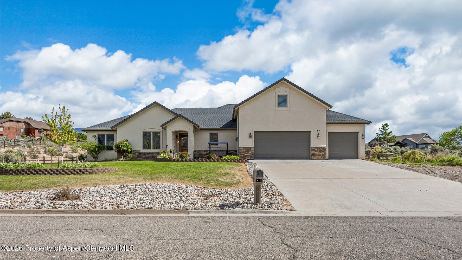 88 Boulder Ridge Drive Parachute CO 81635