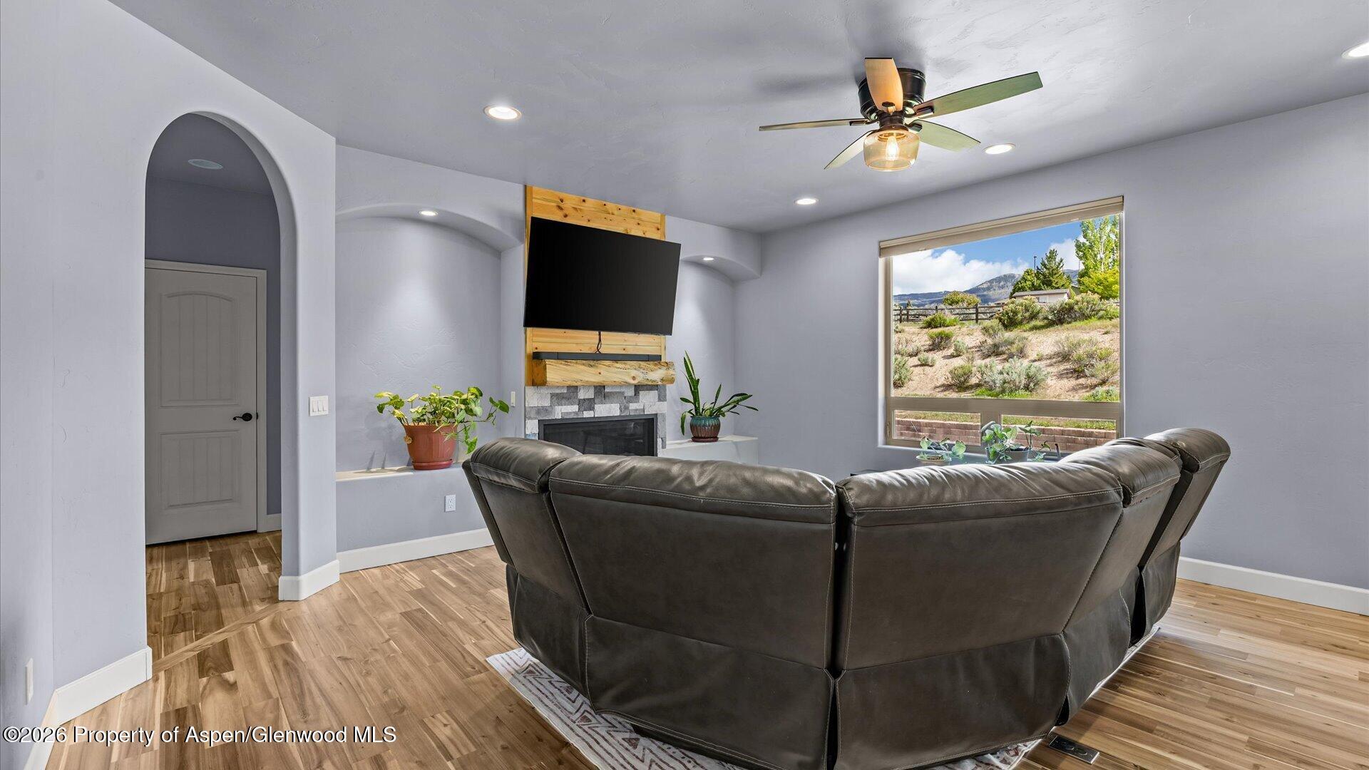 88 Boulder Ridge Drive Parachute CO 81635