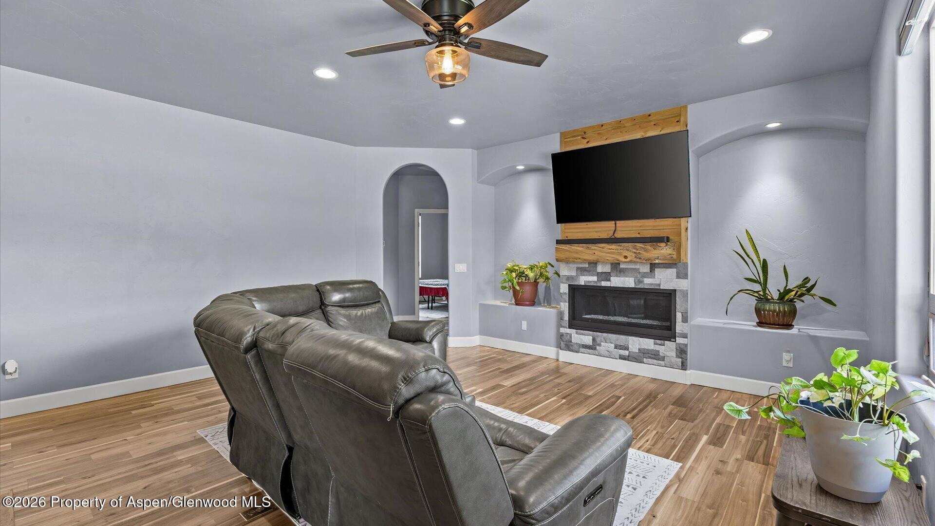 88 Boulder Ridge Drive Parachute CO 81635