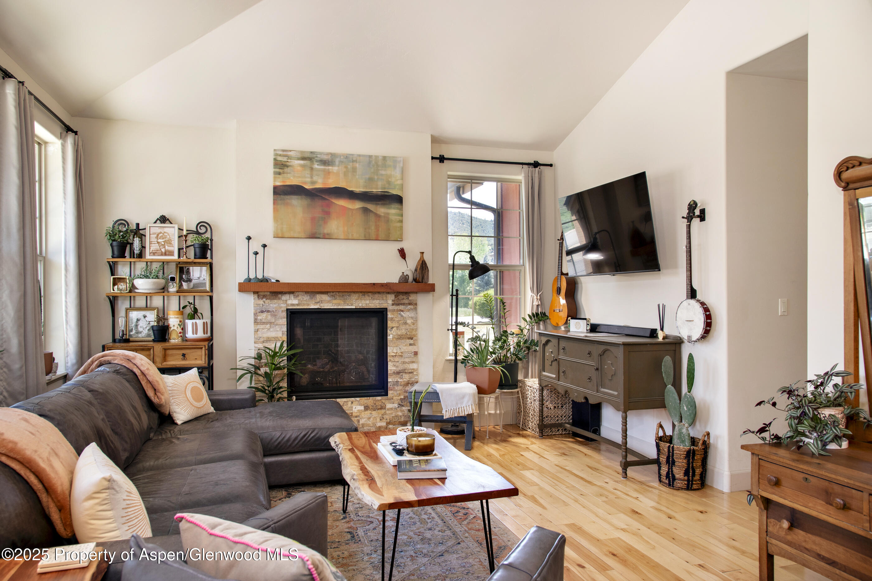 249 Whitehorse New Castle CO 81647