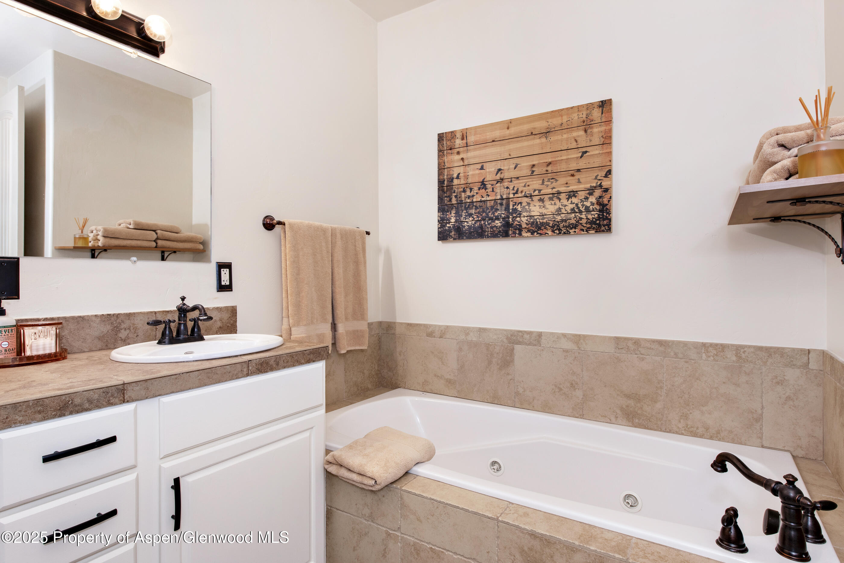 249 Whitehorse New Castle CO 81647