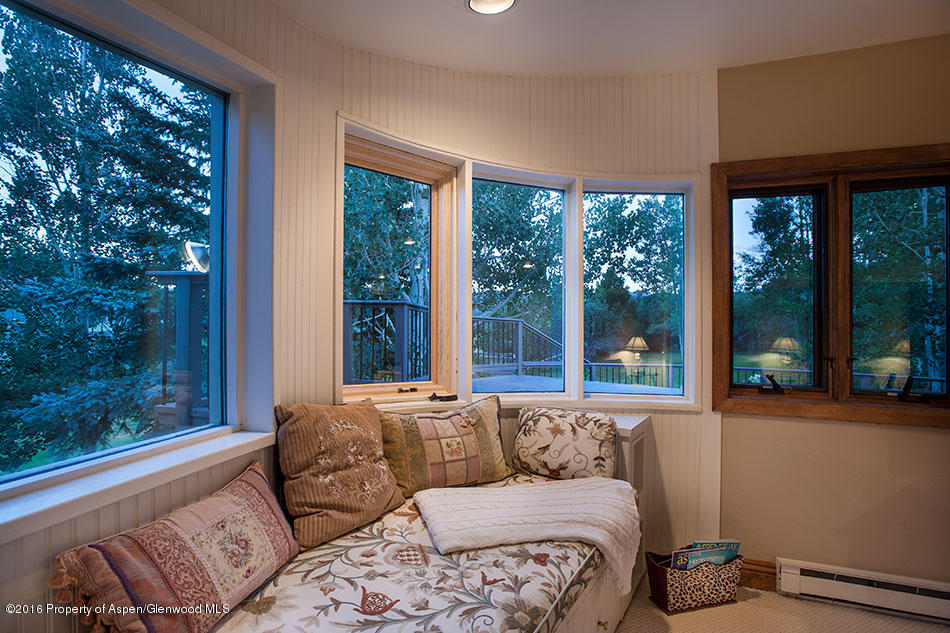 225 Solar Way Aspen CO 81611