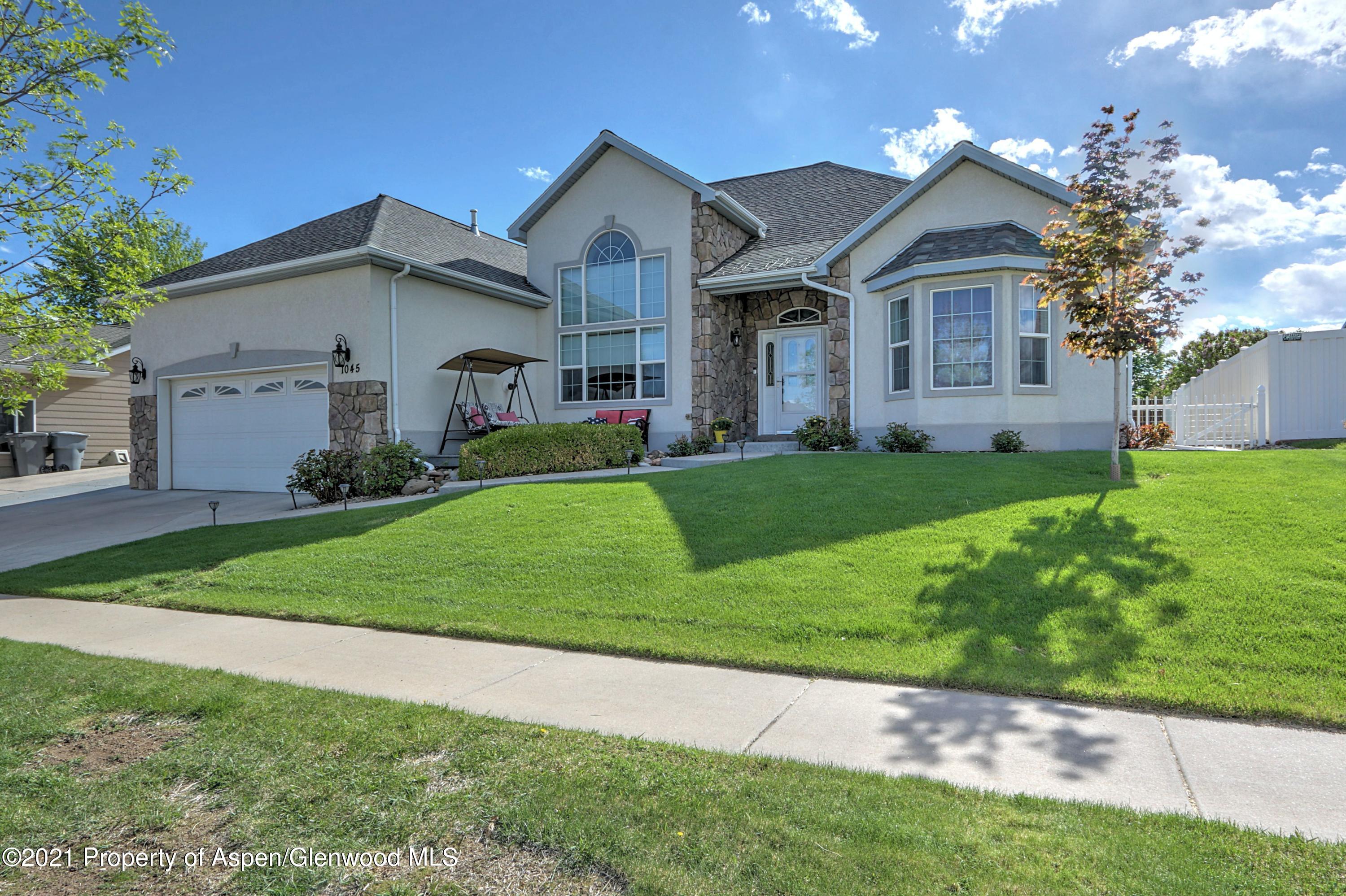 1045 Hickory Drive Rifle CO 81650