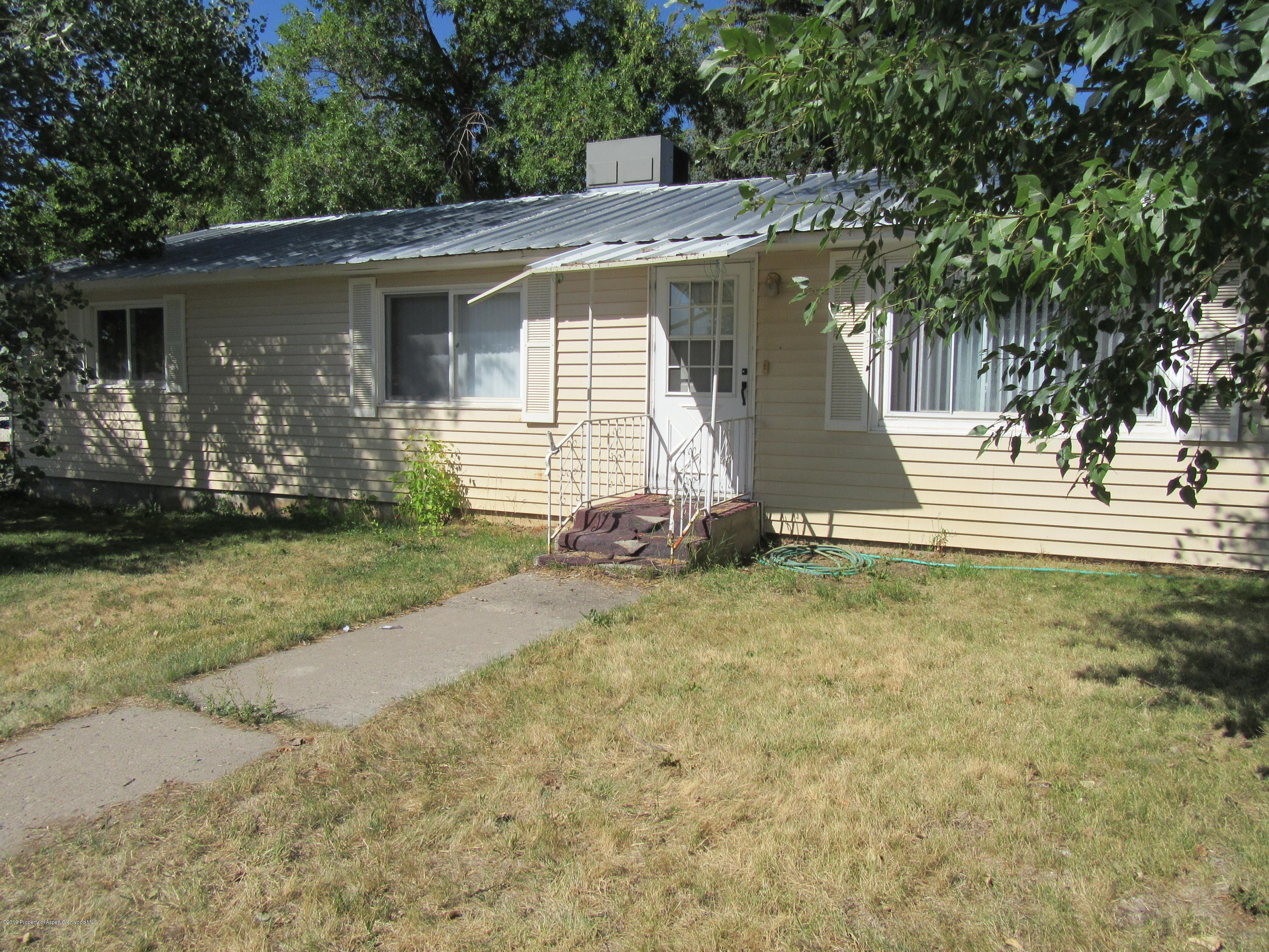 375 3rd Street Meeker CO 81641