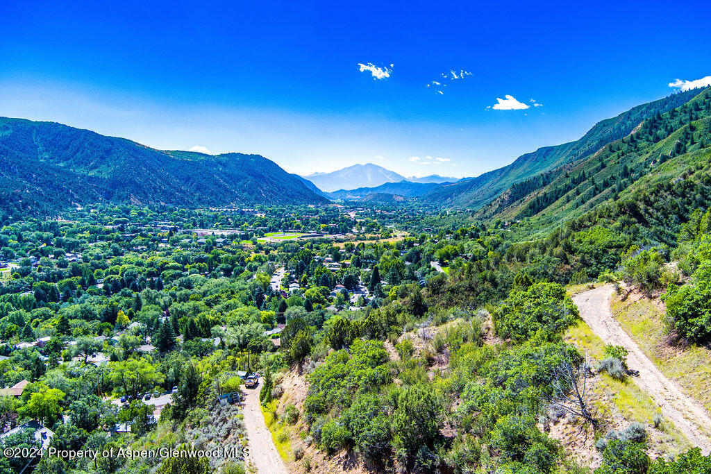 921 W 9th Street Glenwood Springs CO 81601