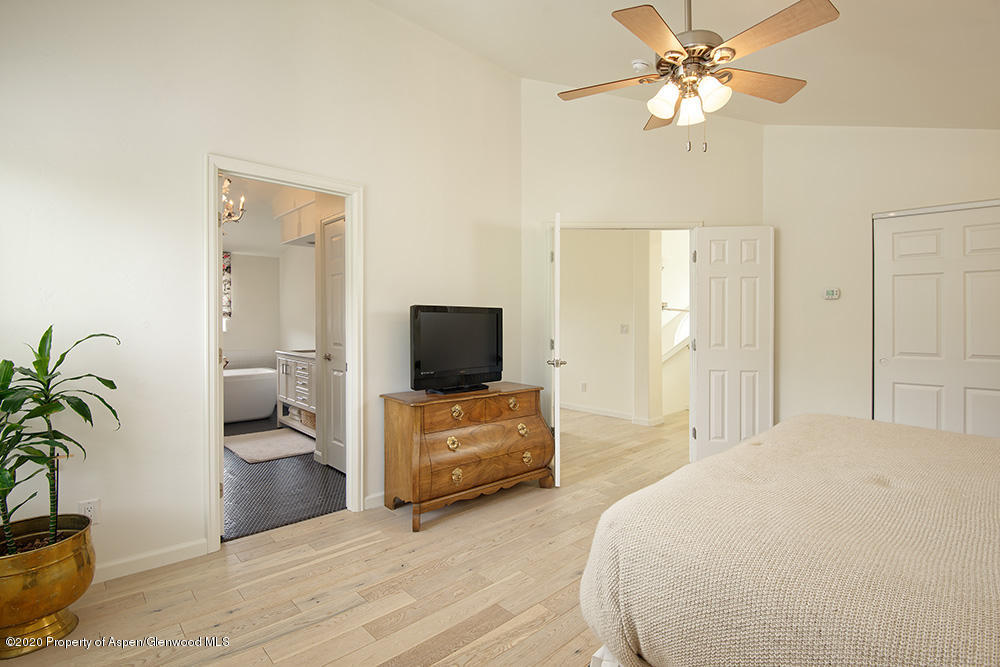 4075 Dolores Way Carbondale CO 81623