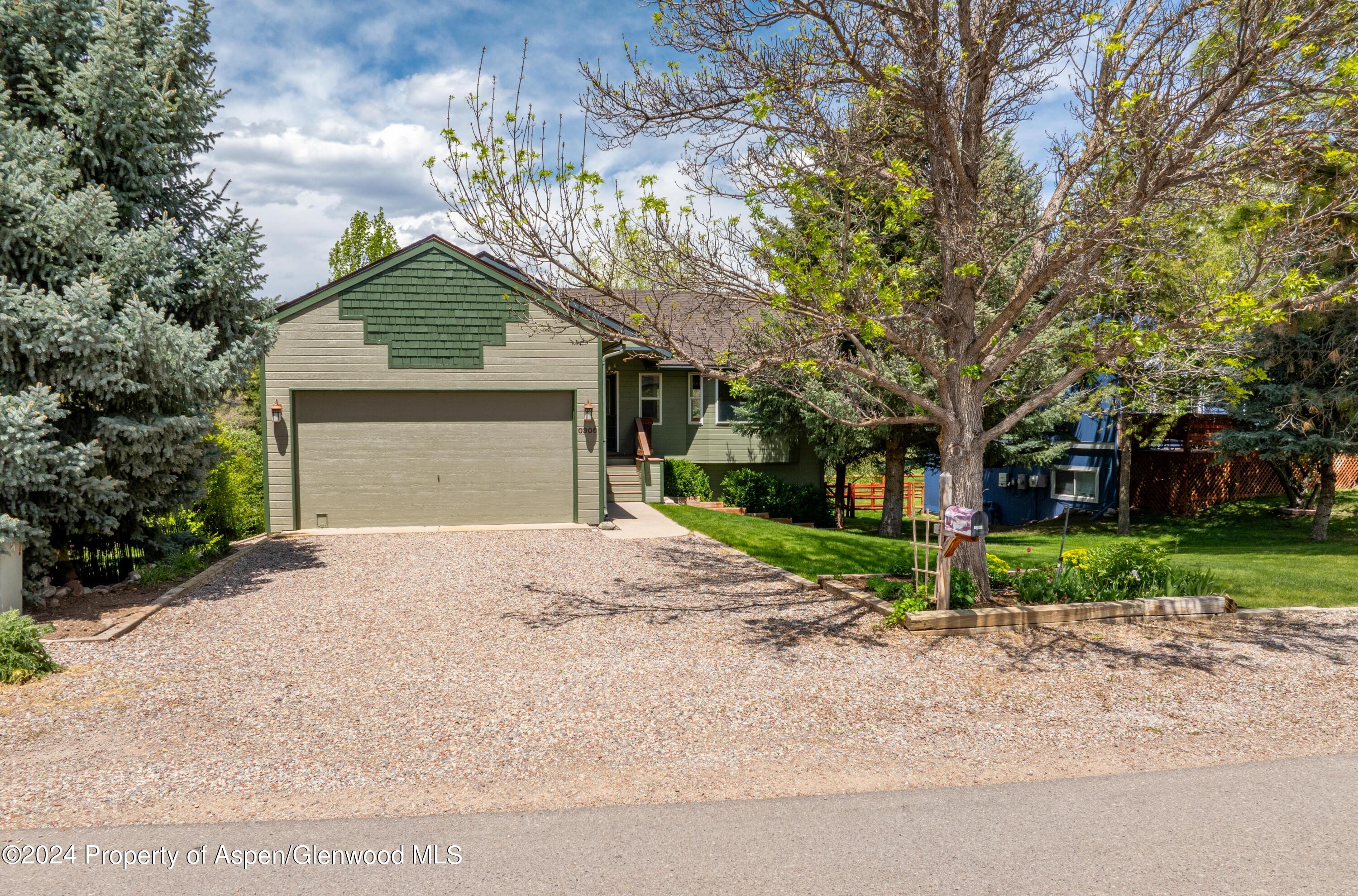 306 Summit Drive Carbondale CO 81623