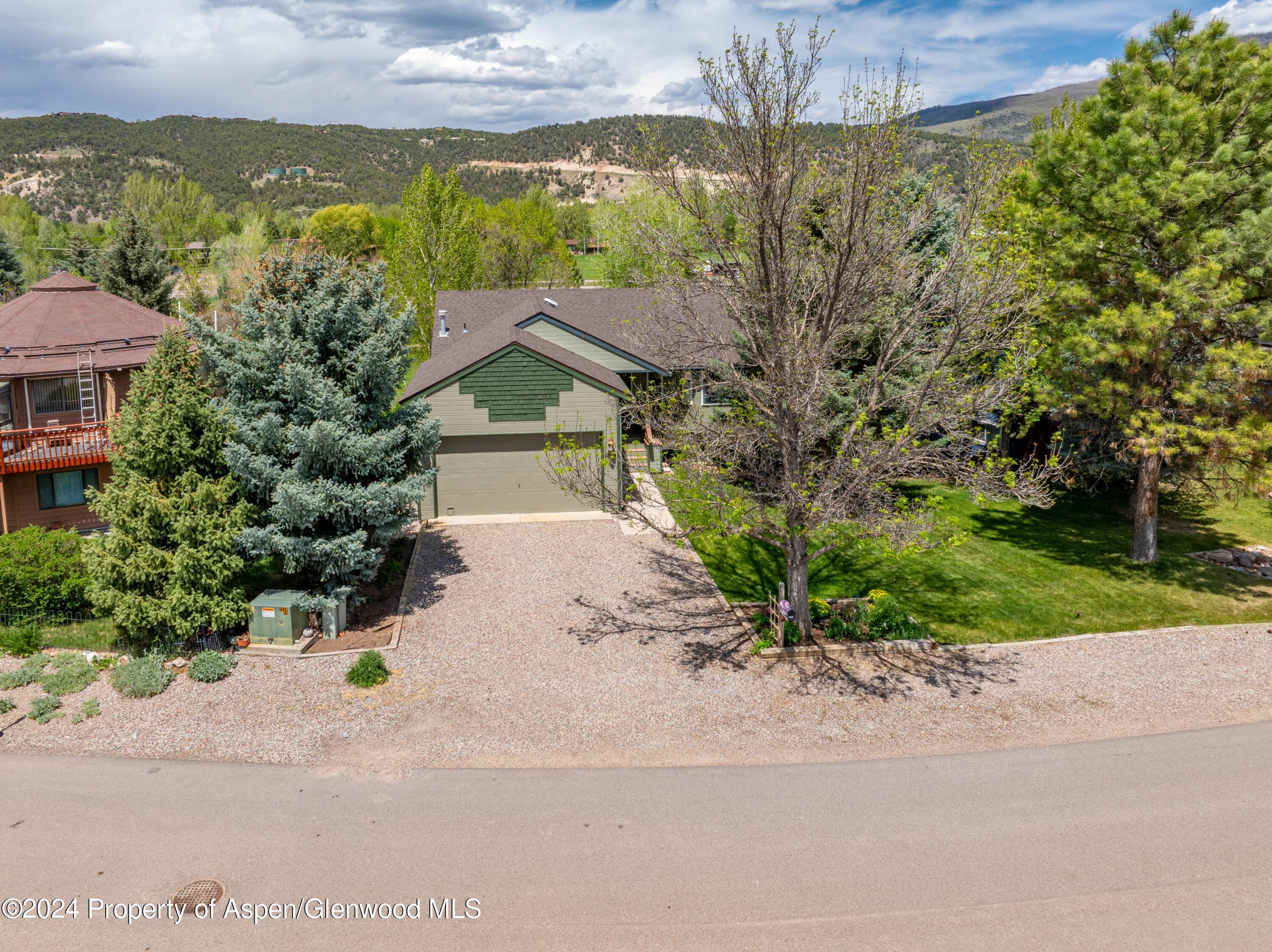 306 Summit Drive Carbondale CO 81623
