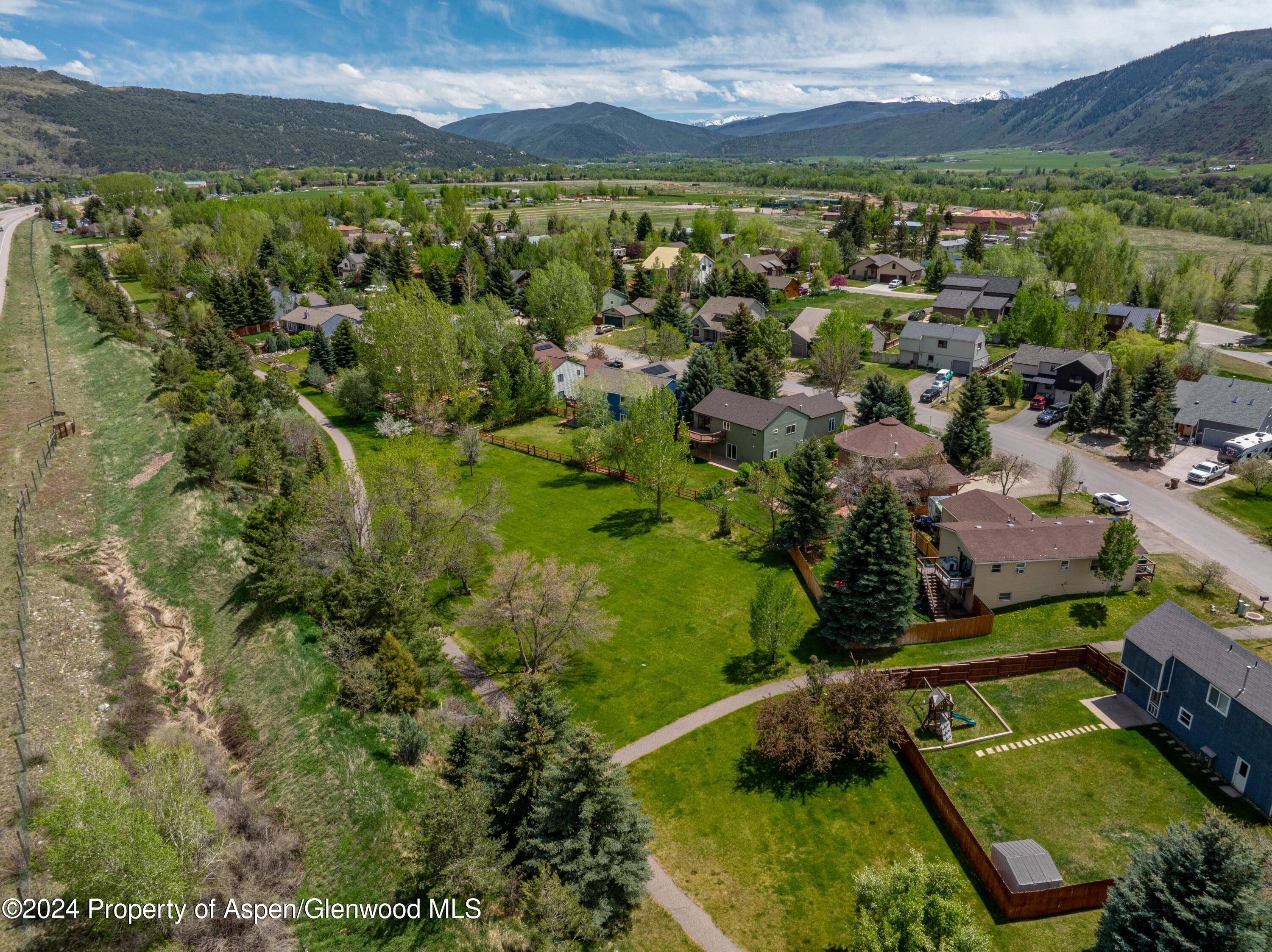 306 Summit Drive Carbondale CO 81623