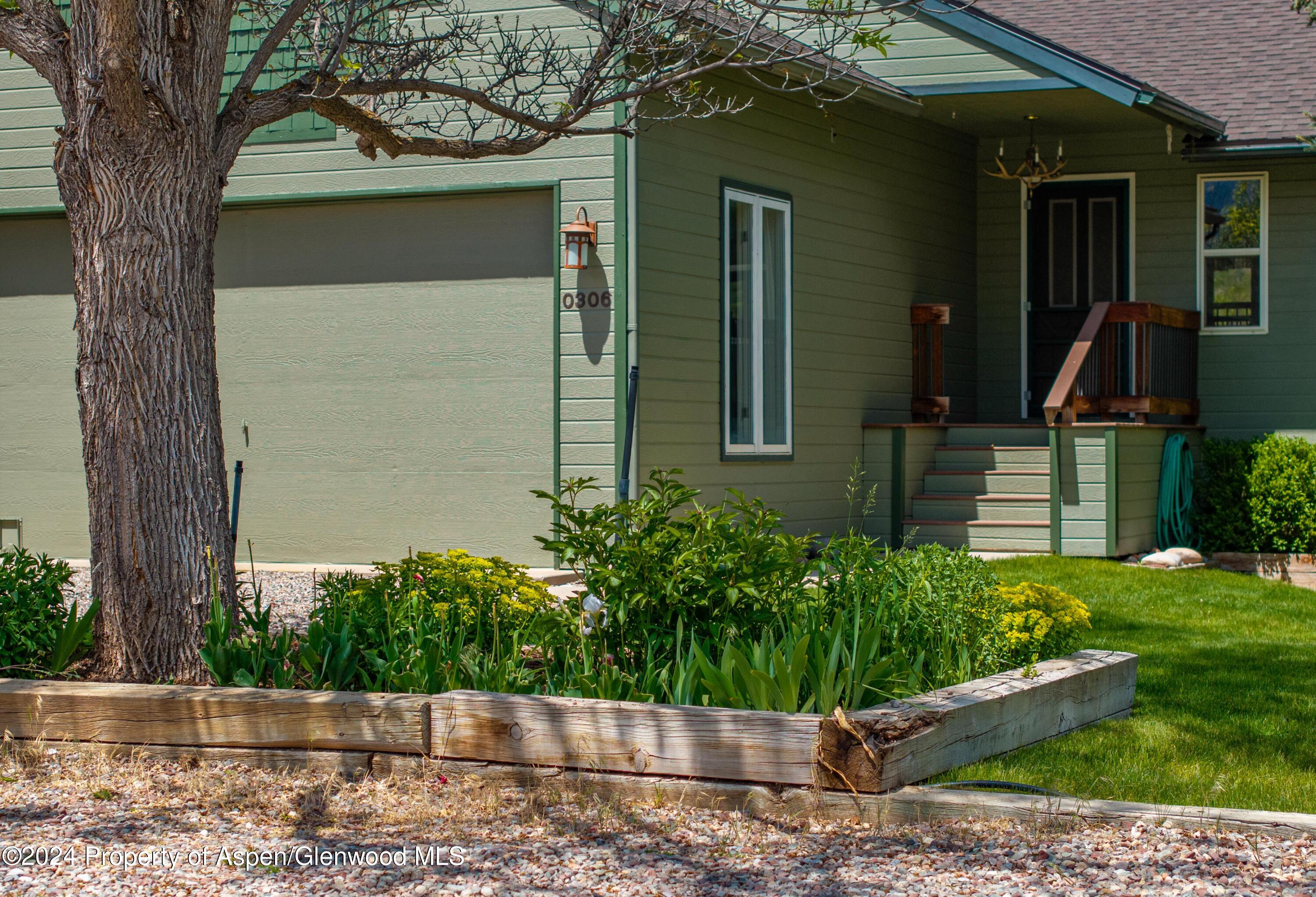 306 Summit Drive Carbondale CO 81623