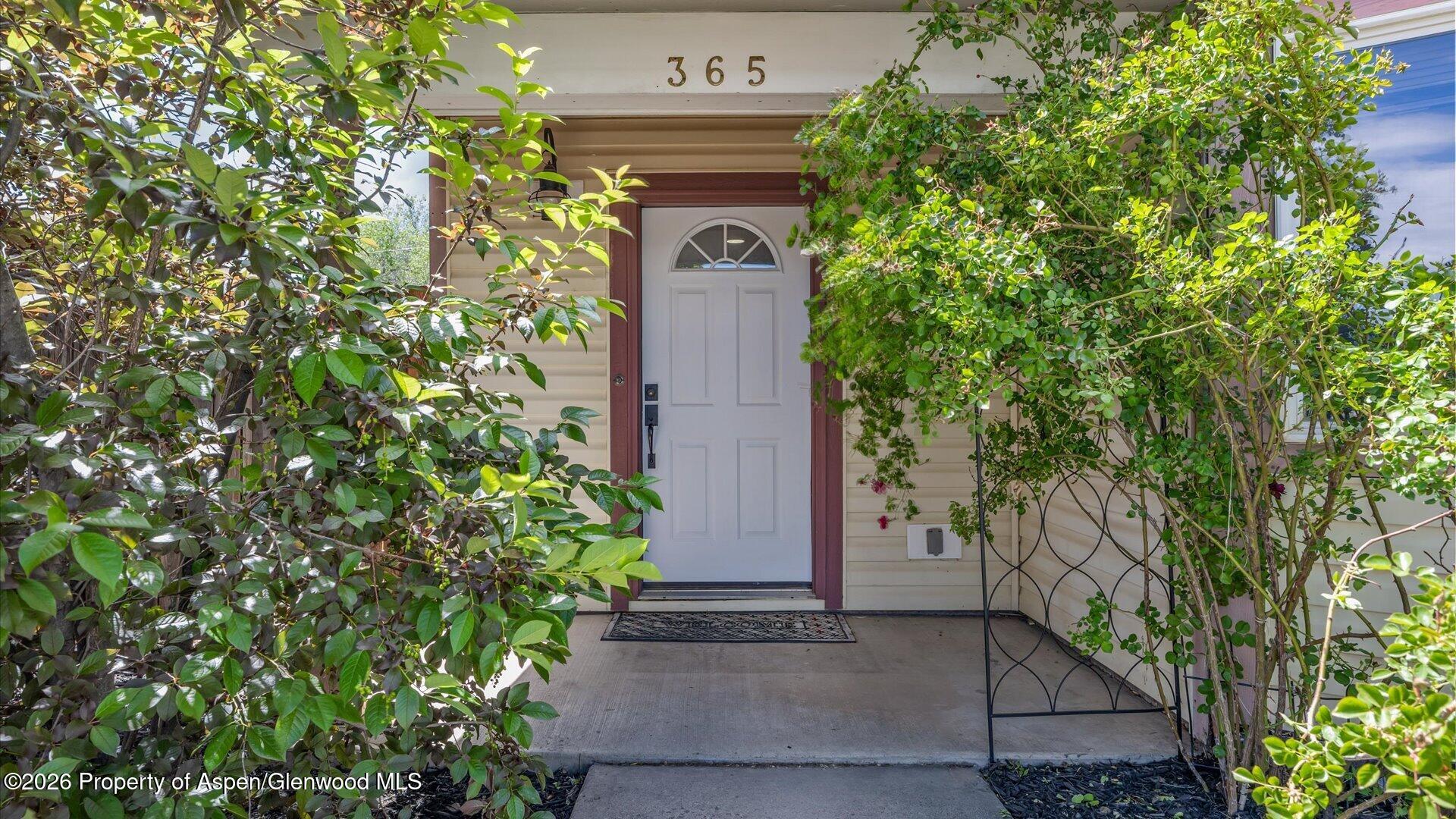 365 Curtis Avenue De Beque CO 81630