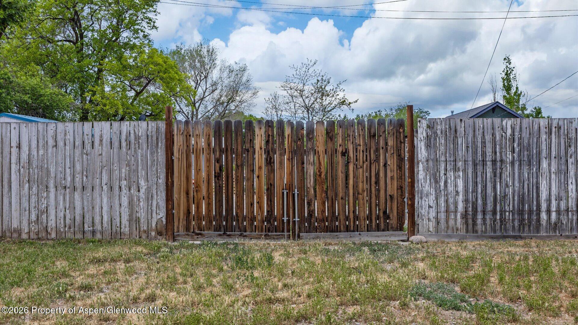 365 Curtis Avenue De Beque CO 81630
