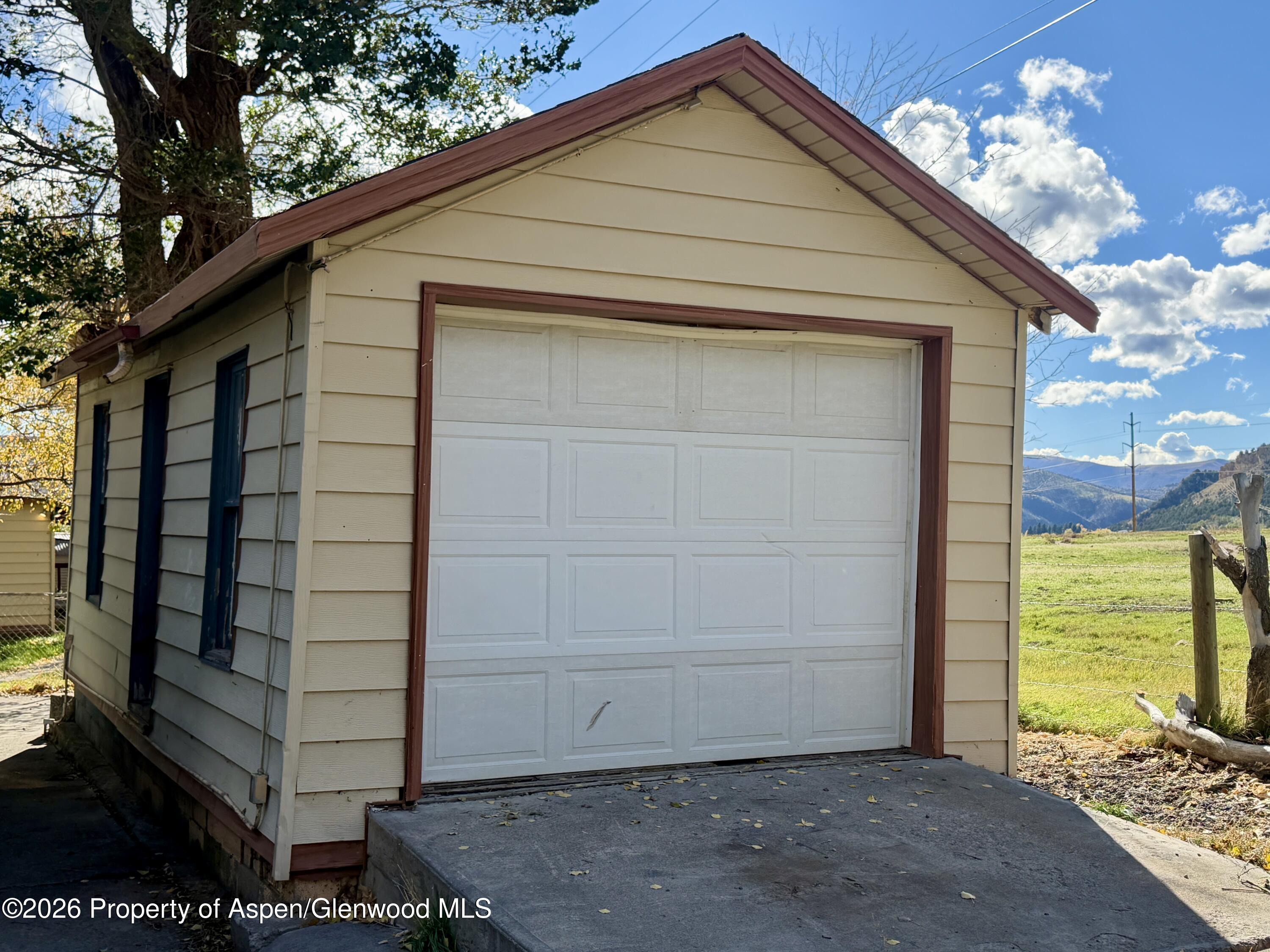 1276 Hill Street Meeker CO 81641
