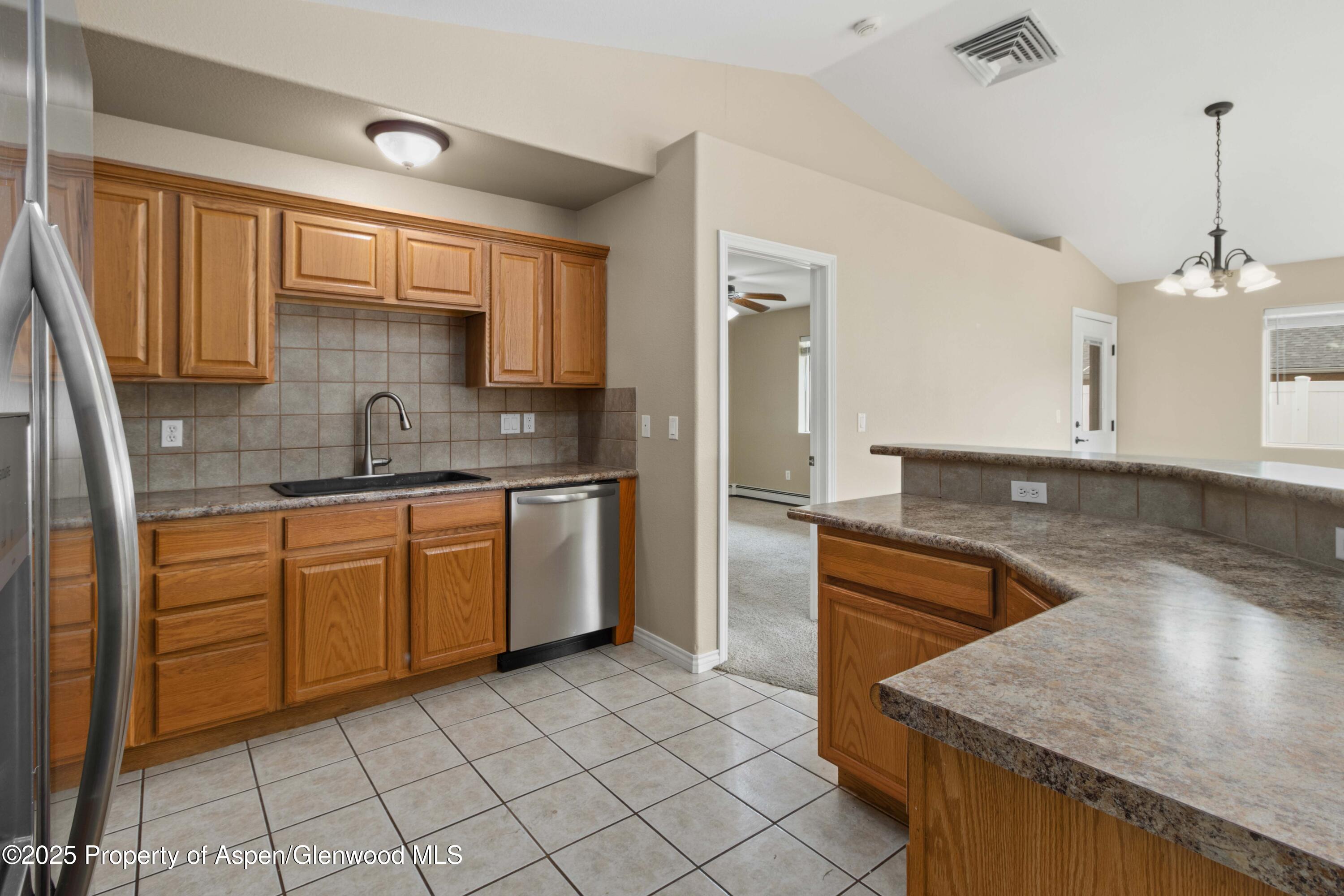 140 Anvil Lane Parachute CO 81635