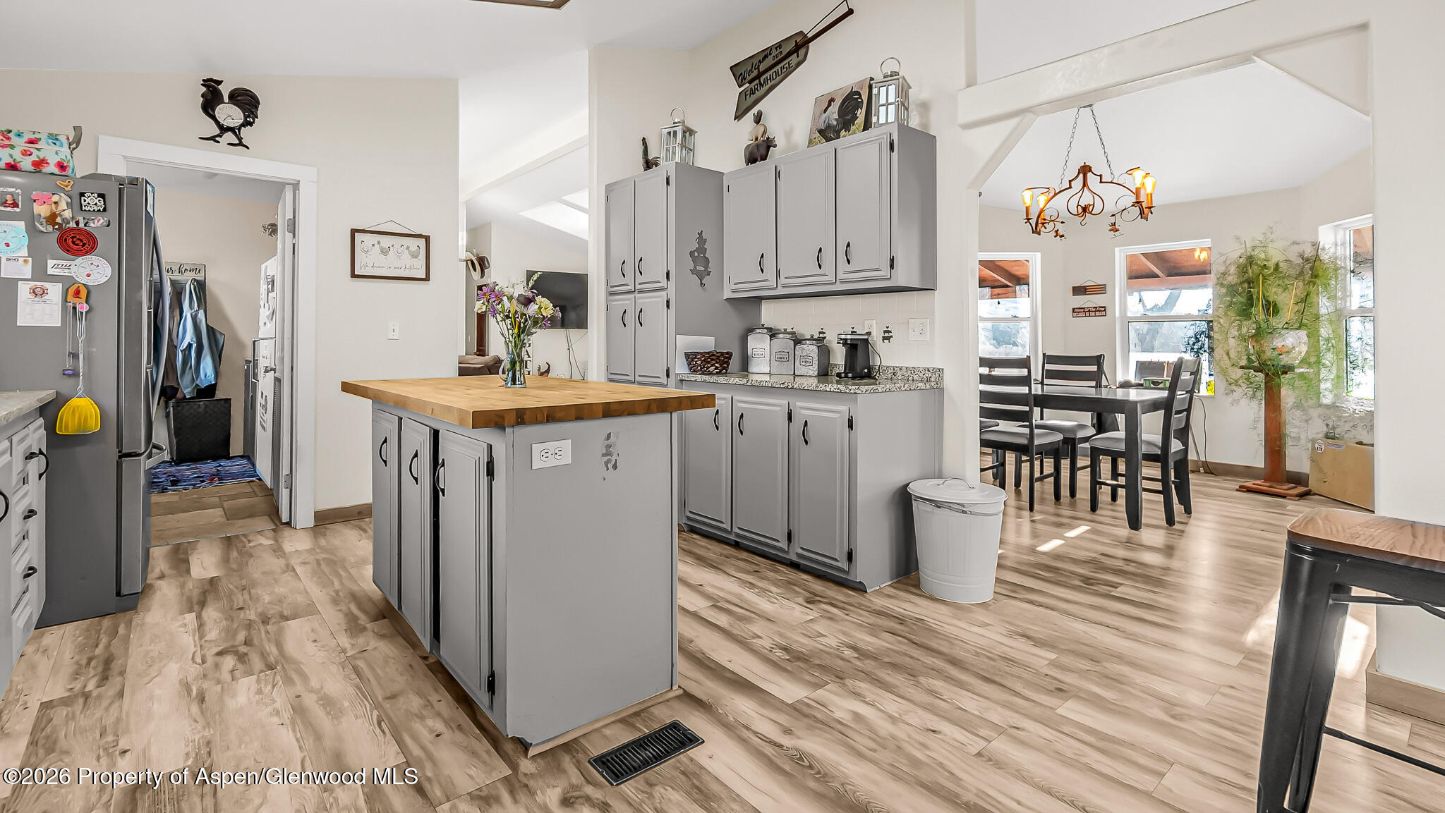 201 Dj Road Parachute CO 81635