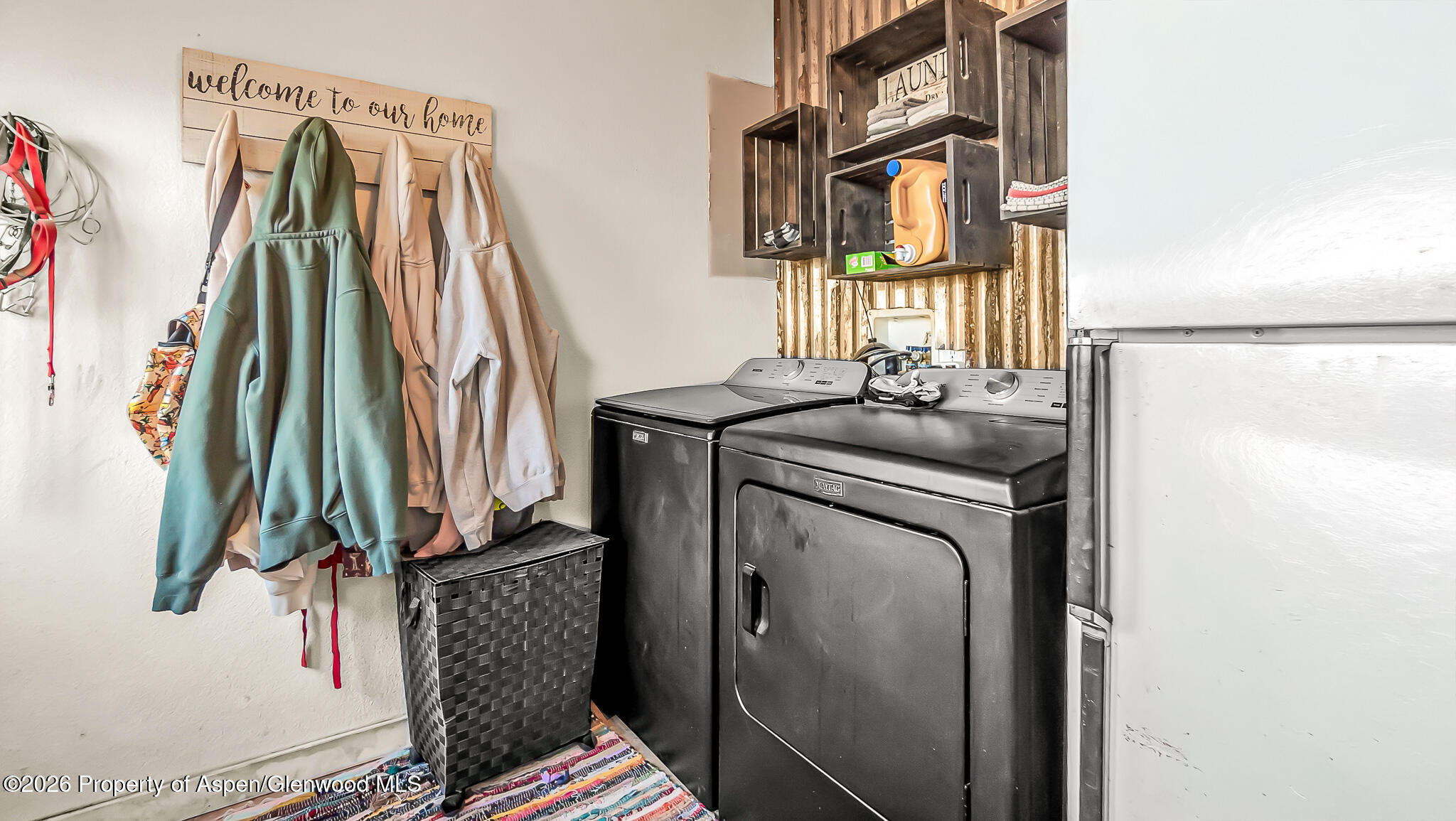 201 Dj Road Parachute CO 81635