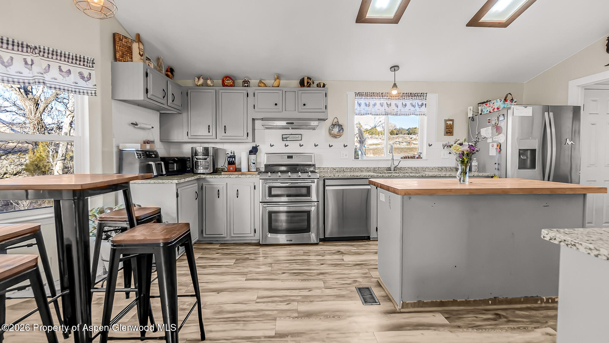 201 Dj Road Parachute CO 81635