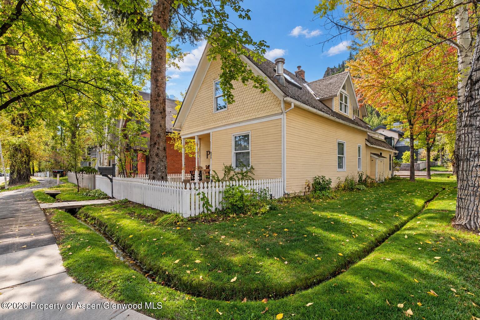 Aspen CO, 633 W Main Street