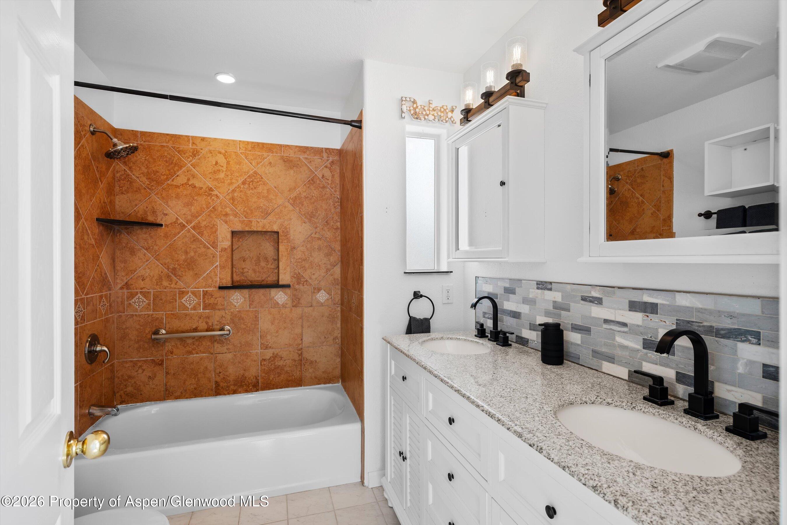 706 Oak Court New Castle CO 81647