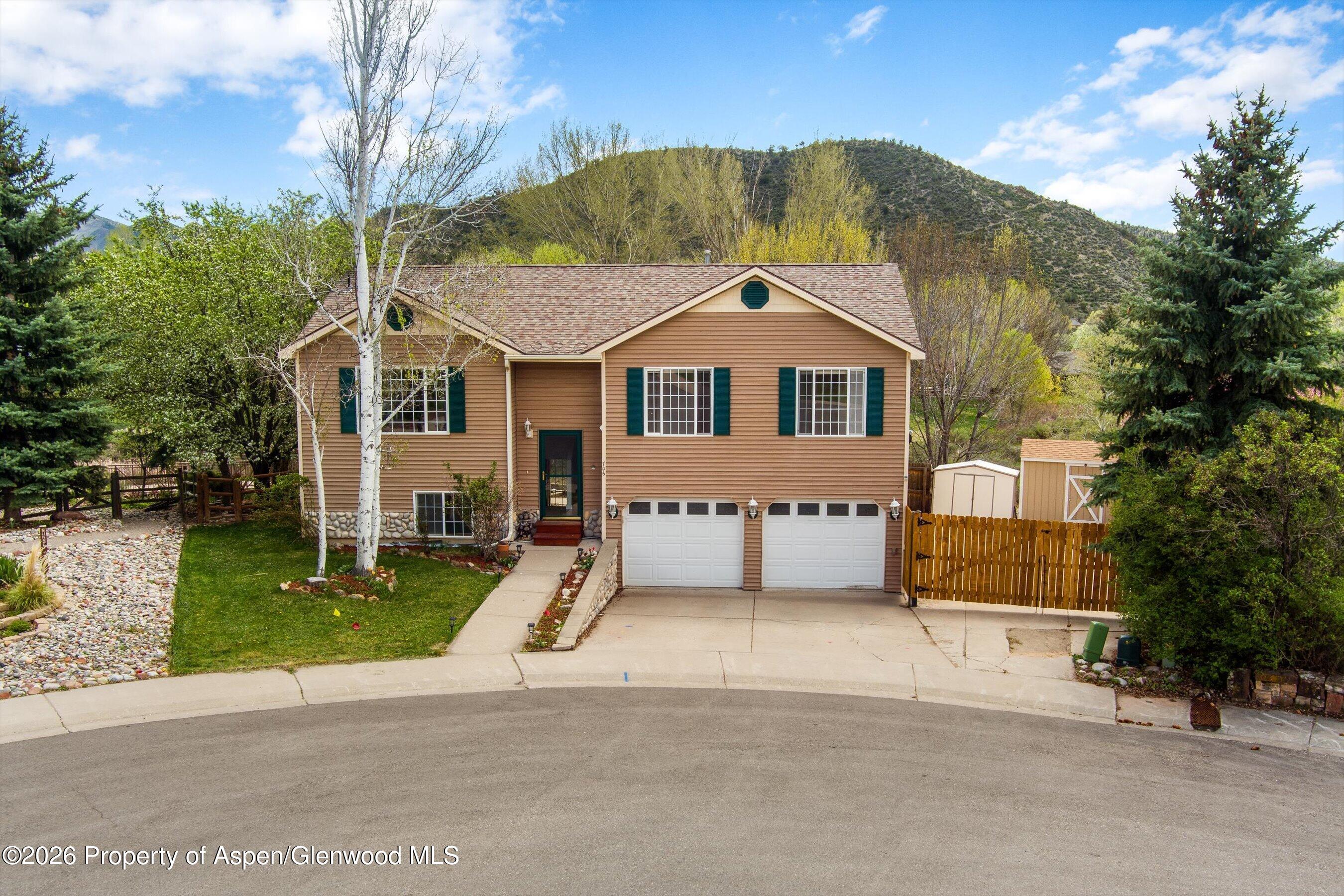 706 Oak Court New Castle CO 81647