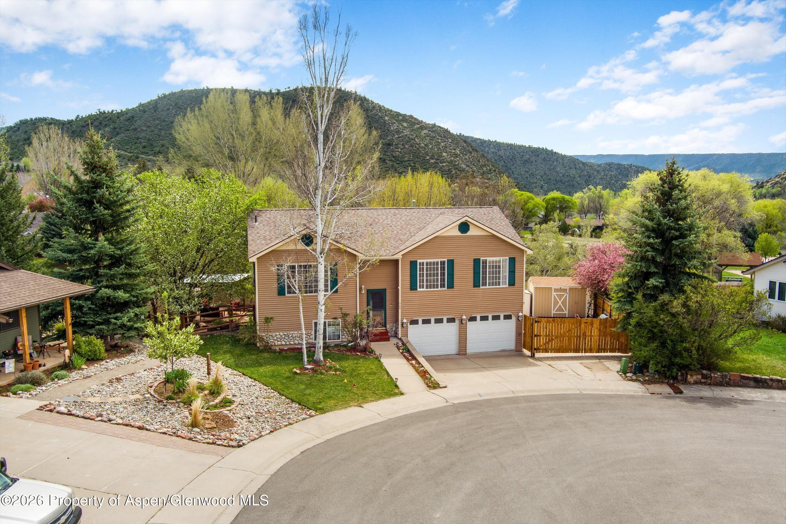 706 Oak Court New Castle CO 81647