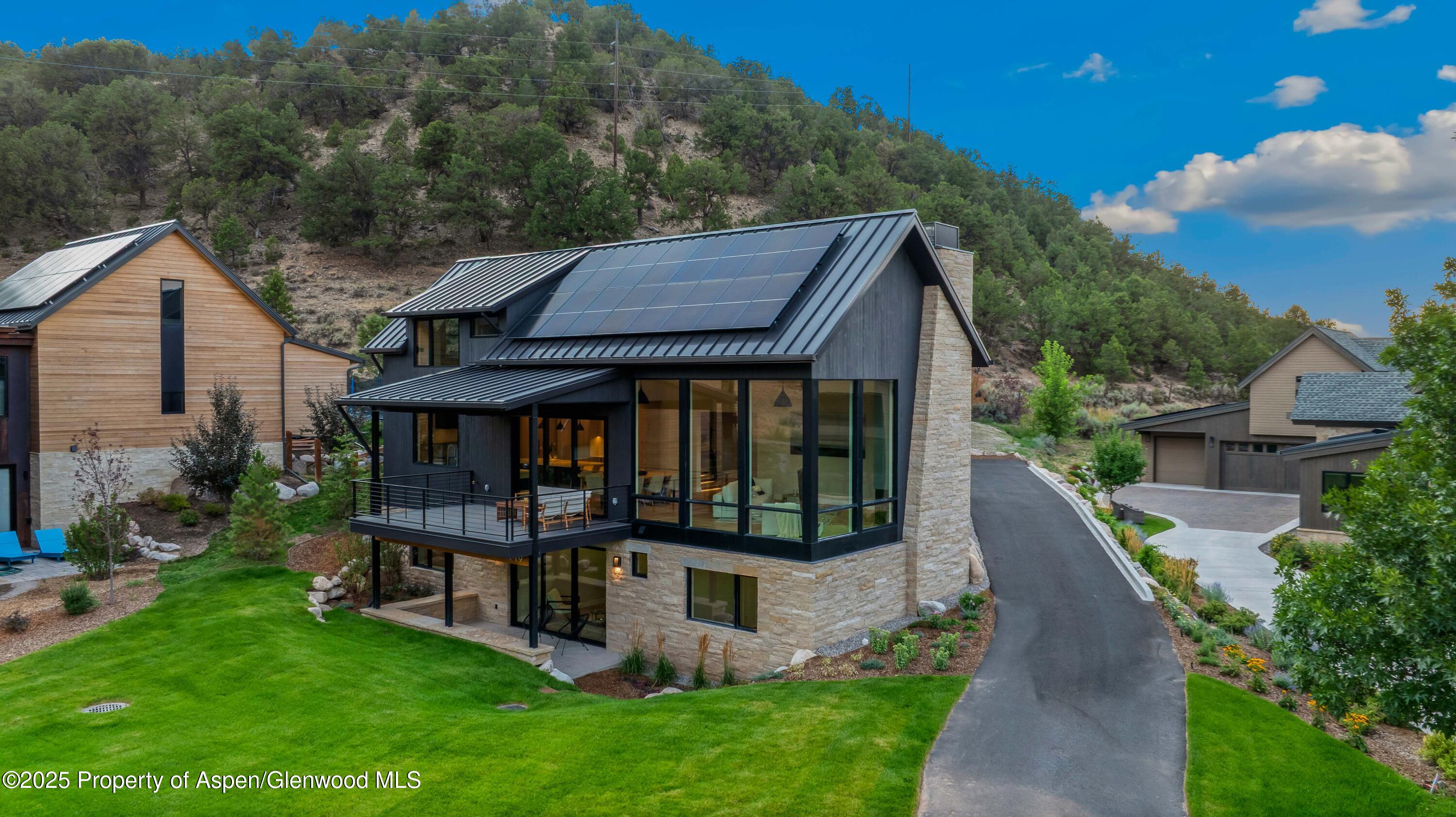 719 Perry Ridge Carbondale CO 81623