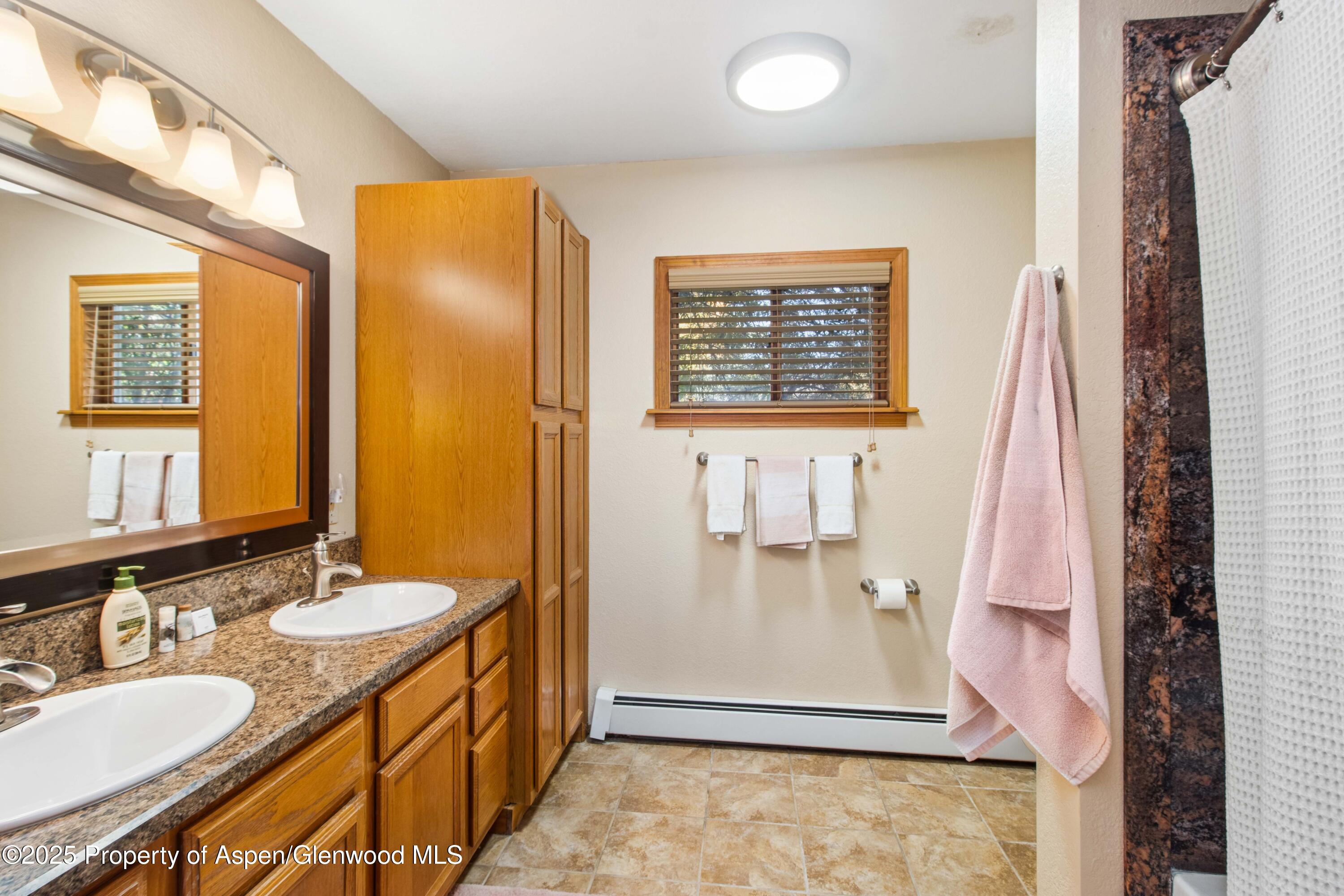 751 Buckeye Court Rifle CO 81650