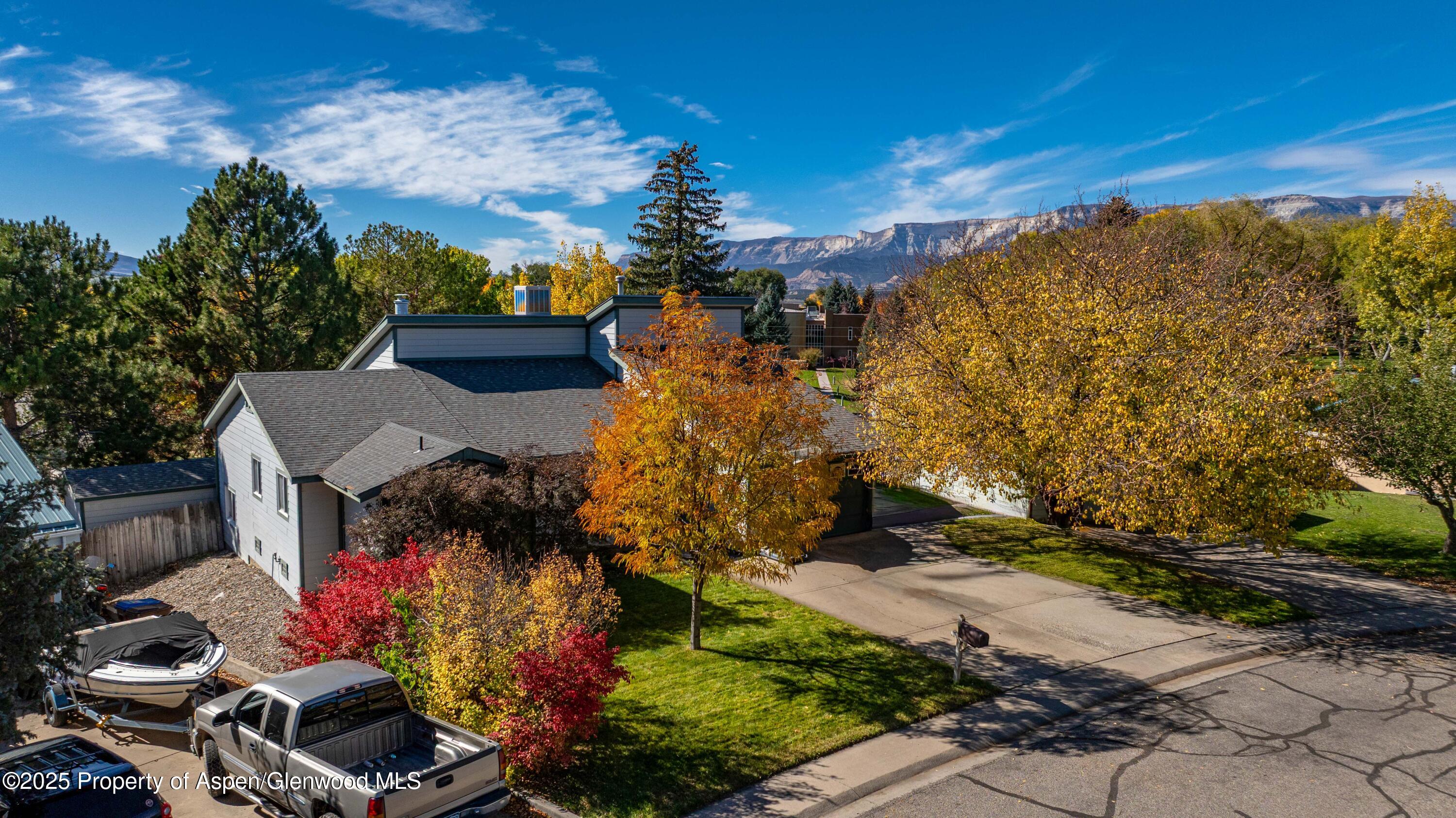 751 Buckeye Court Rifle CO 81650