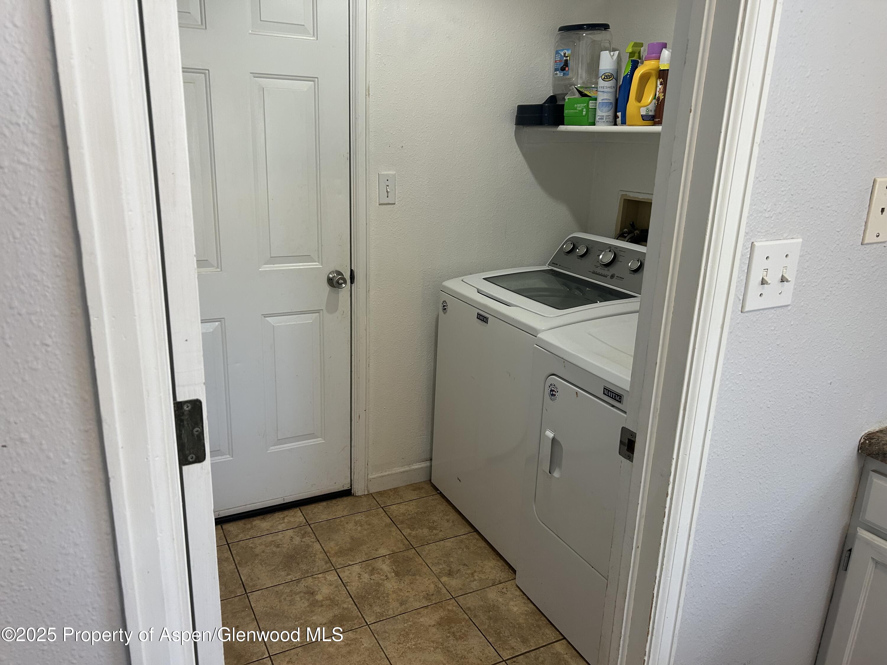 15 Pinyon Place Parachute CO 81635